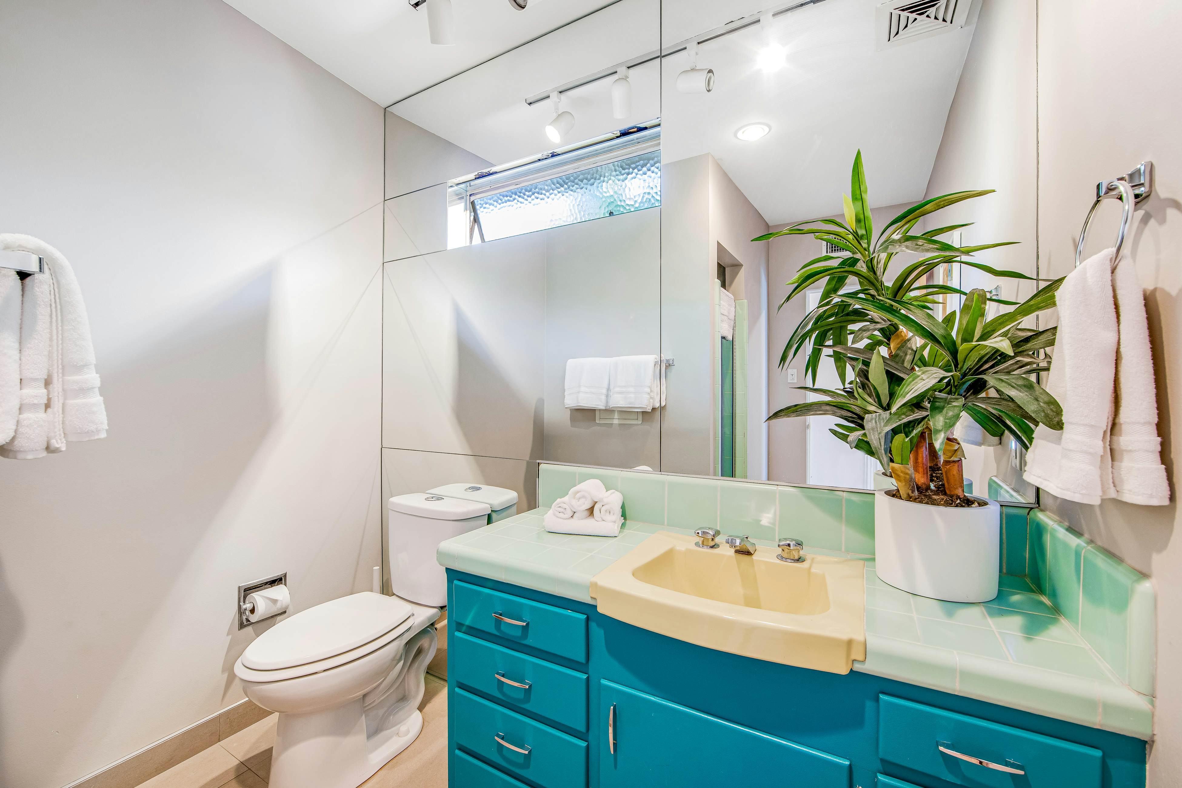 Good Vibrations - 966