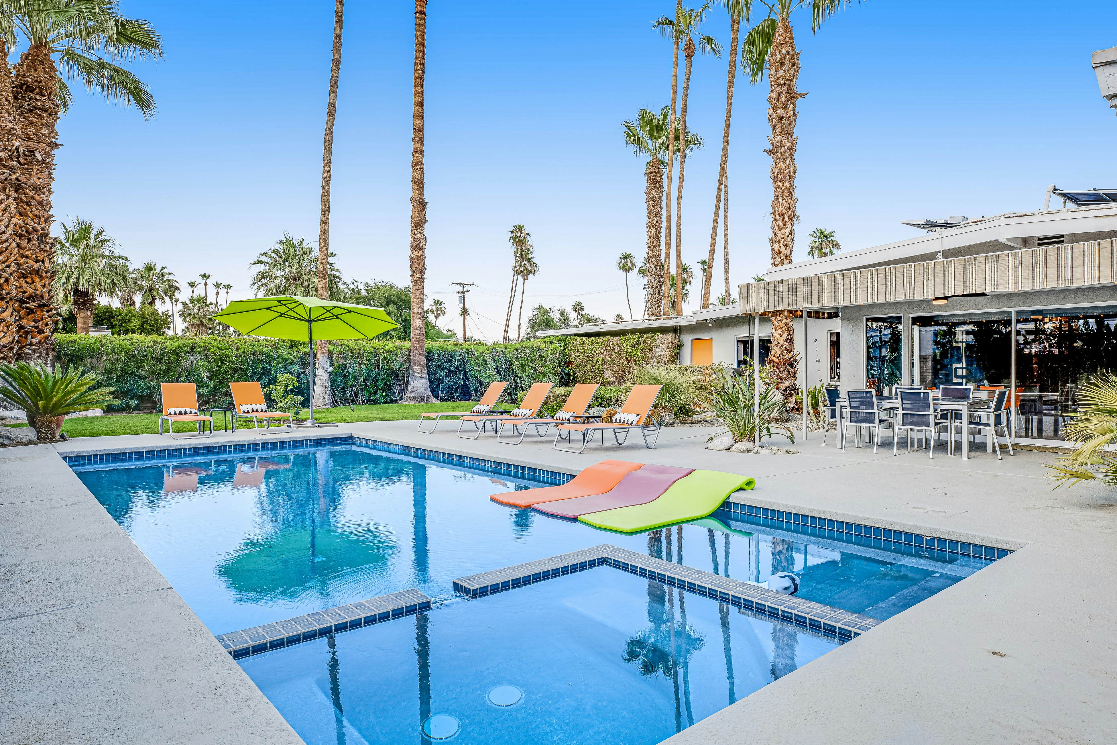 Good Vibrations - 966