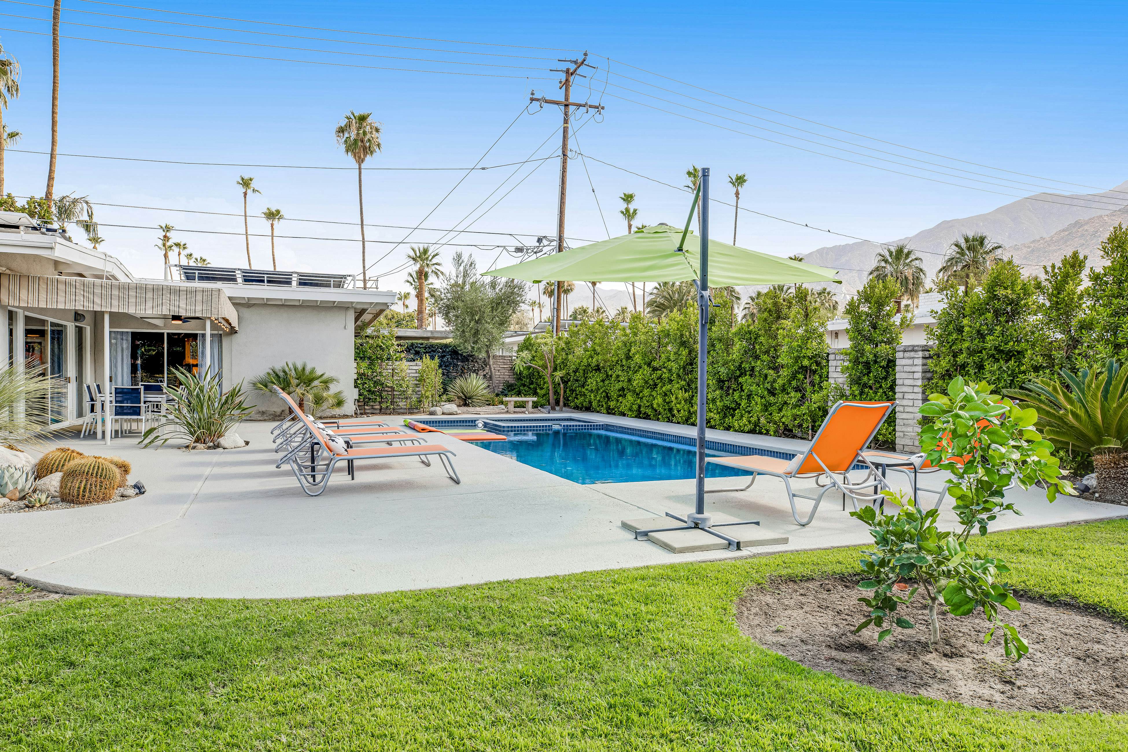 Good Vibrations - 966