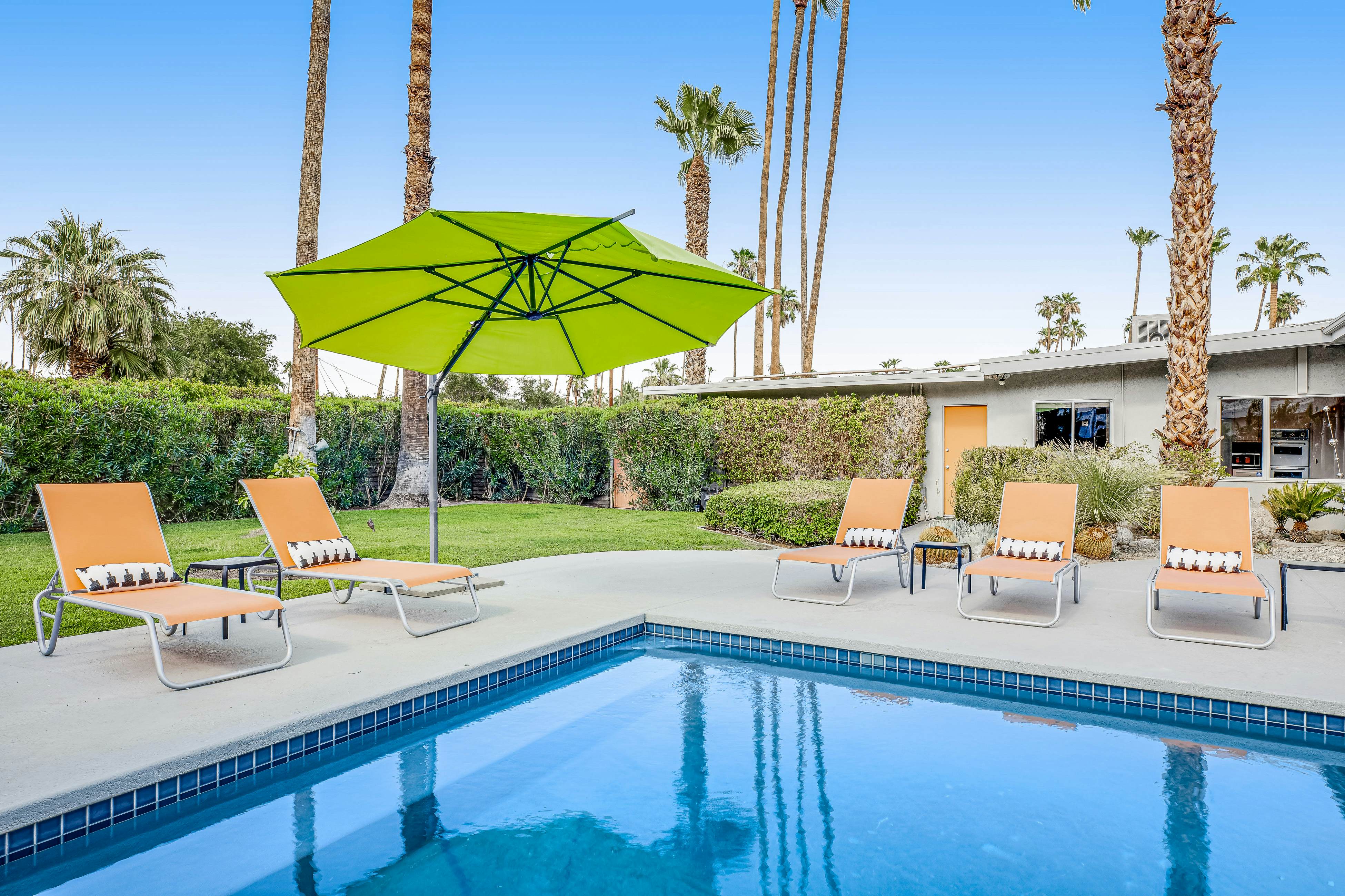 Good Vibrations - 966