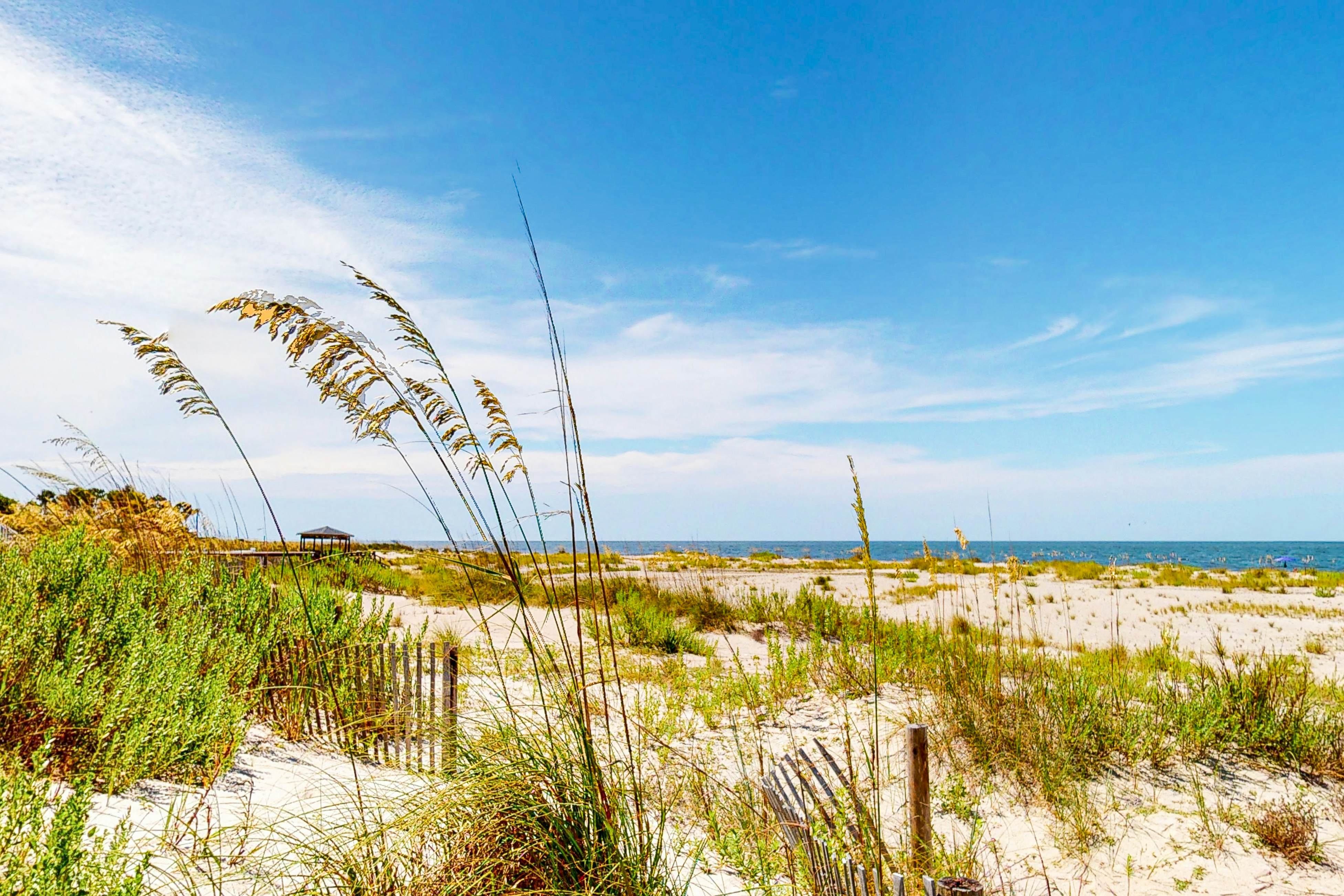 Ballentine Cottage 6 BD Edisto Beach, SC Vacation Rental Vacasa