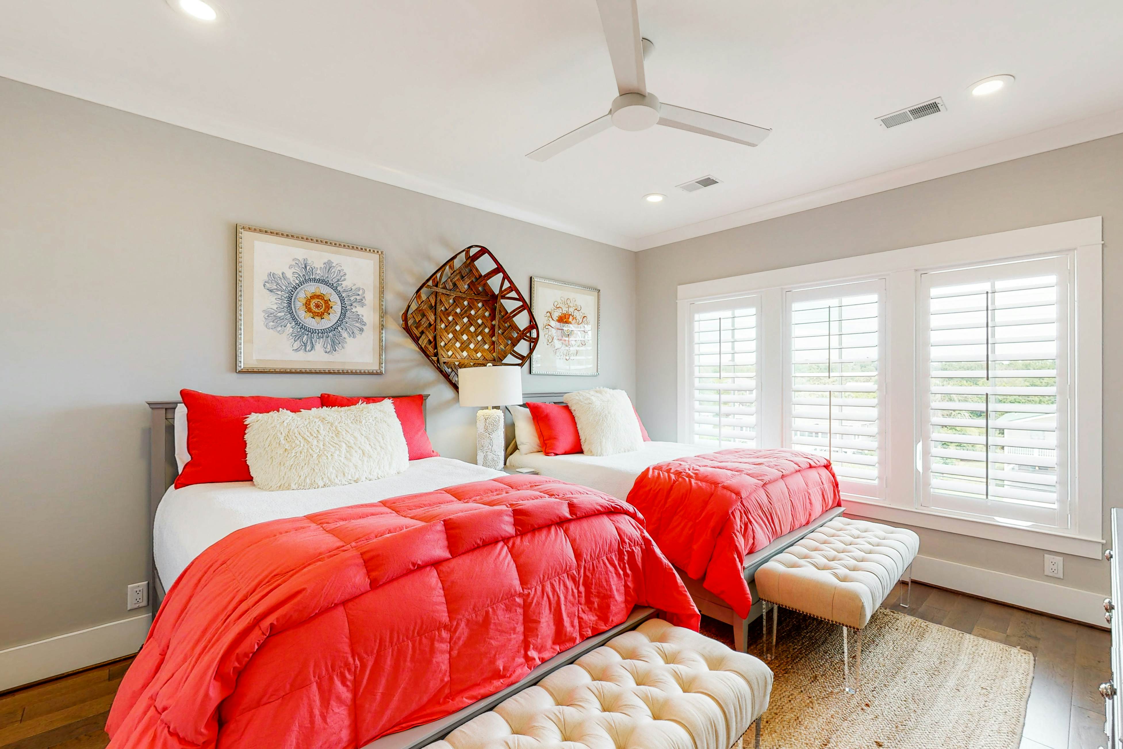 Ballentine Cottage 6 BD Edisto Beach, SC Vacation Rental Vacasa