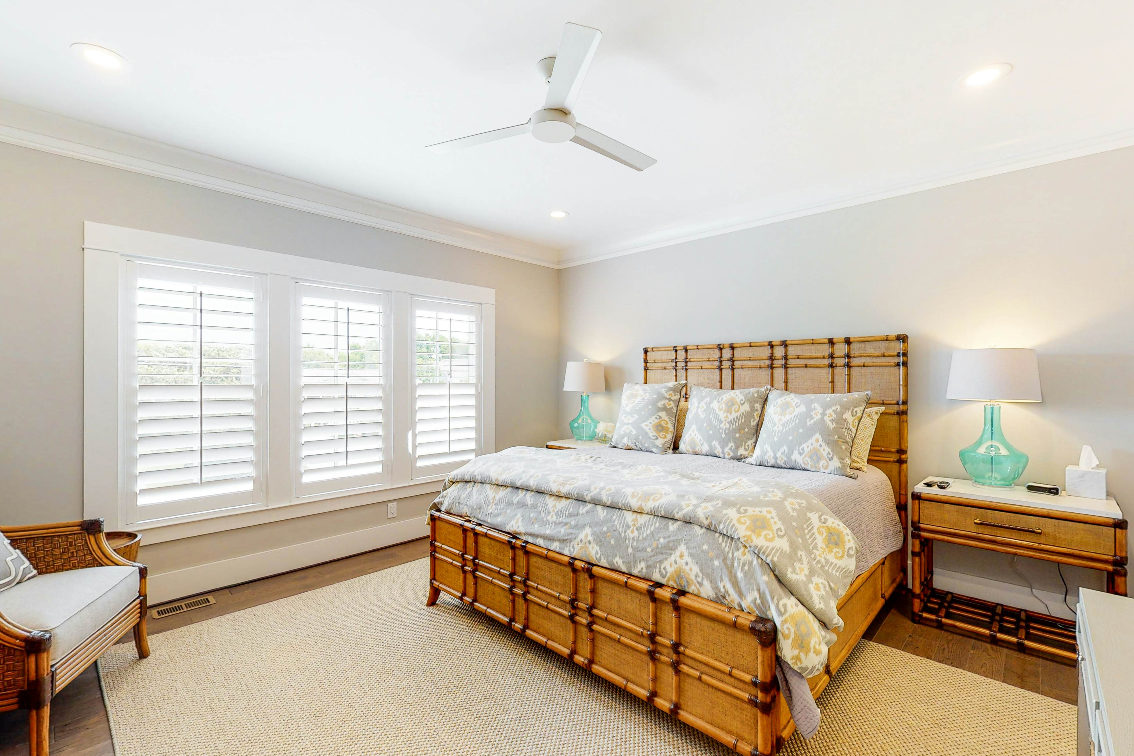 Ballentine Cottage 6 BD Edisto Beach, SC Vacation Rental Vacasa