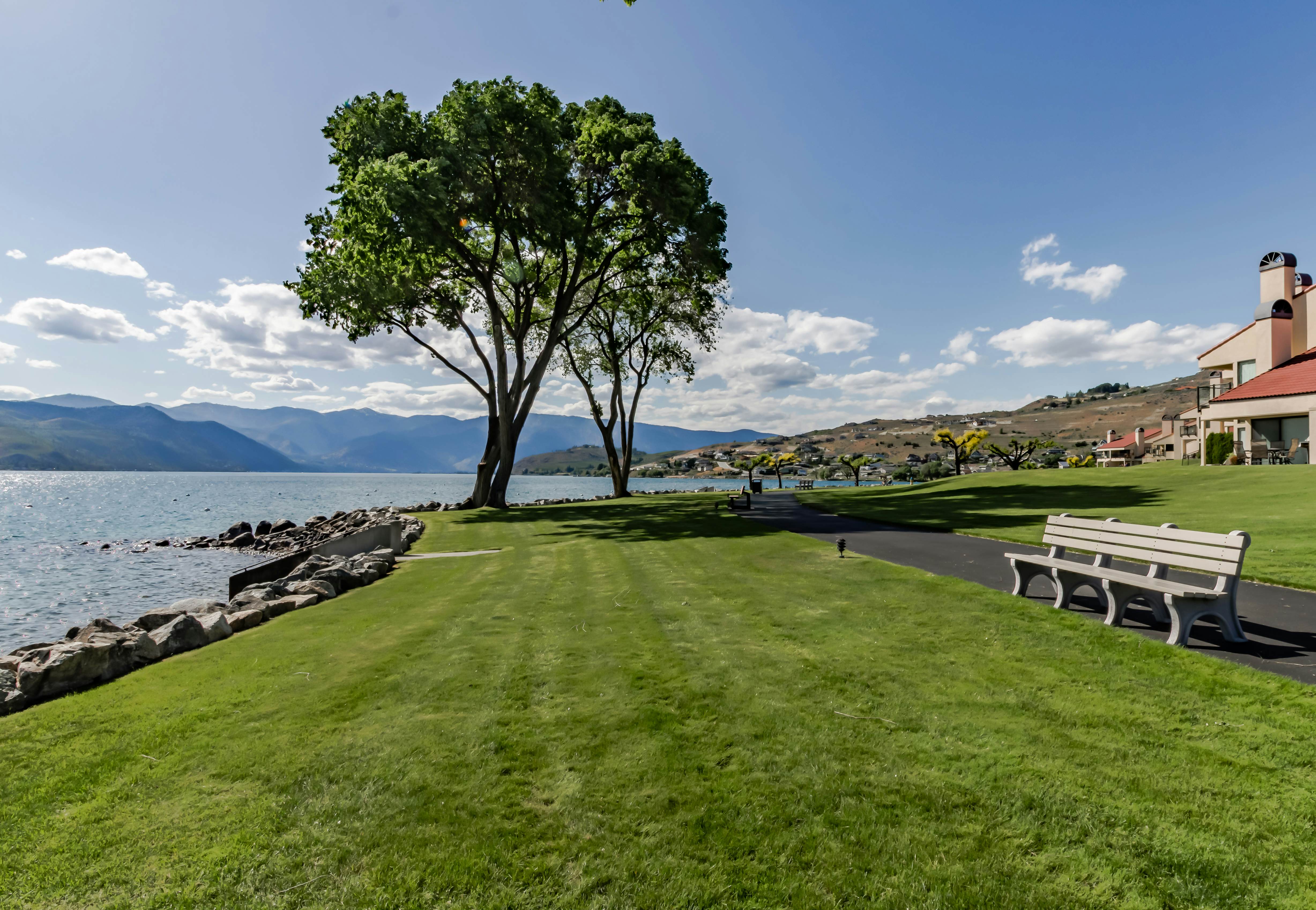 Lake Chelan Shores (189) 1 BD Vacation Rental in Chelan, WA Vacasa