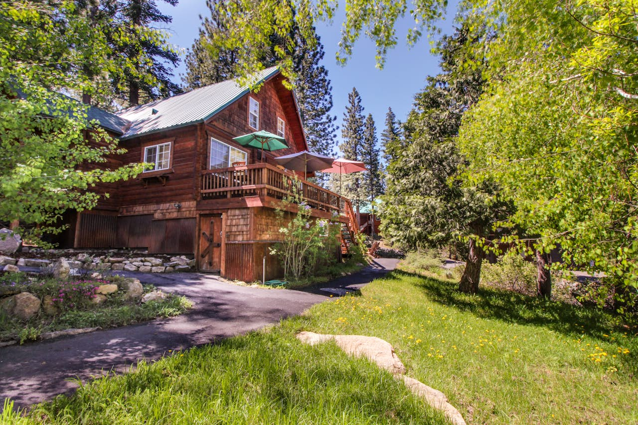 Cozy Truckee Getaway | 3 BD Truckee, CA Vacation Rental | Vacasa