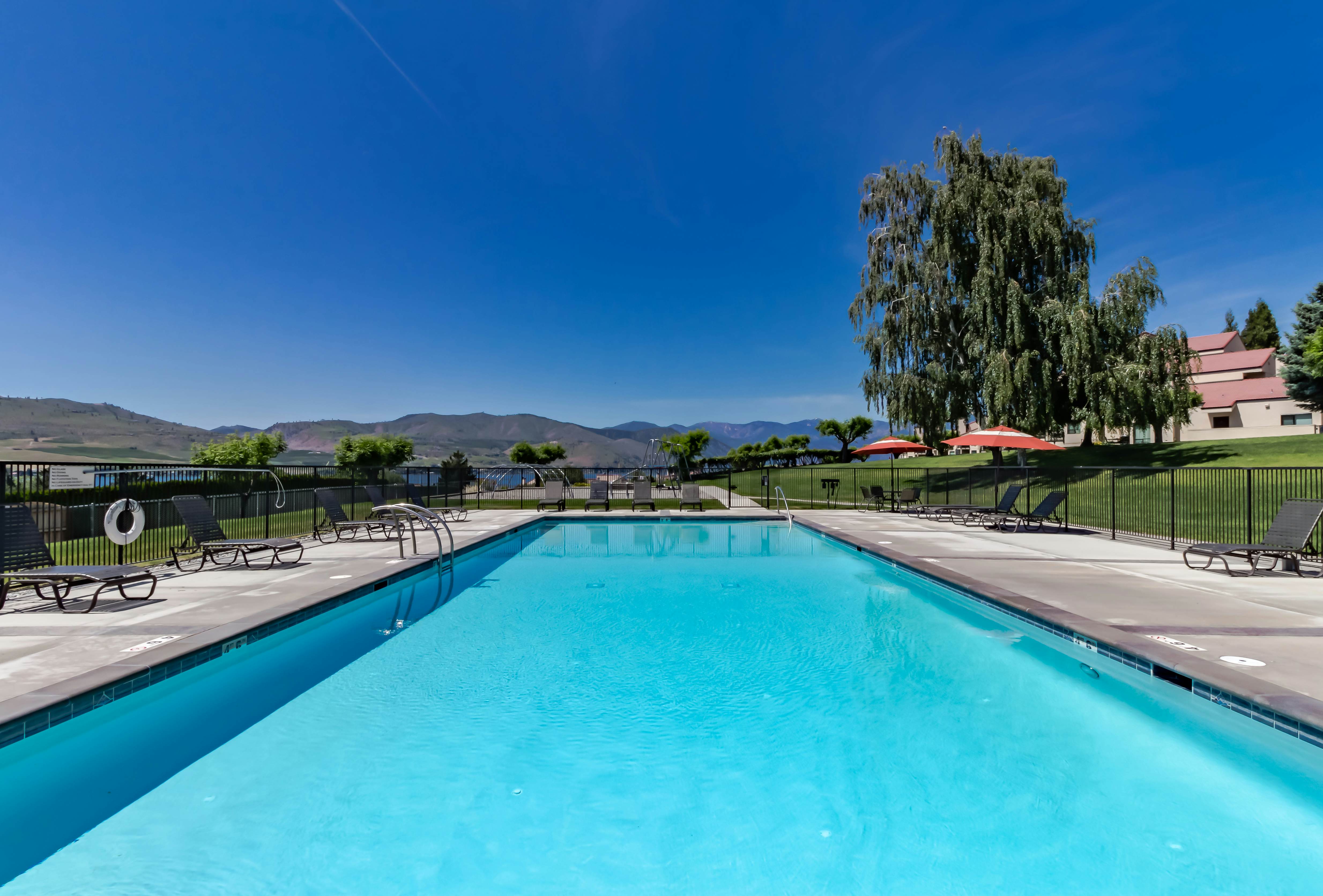 Lake Chelan Shores Rentals Chelan Condo Rentals Vacasa