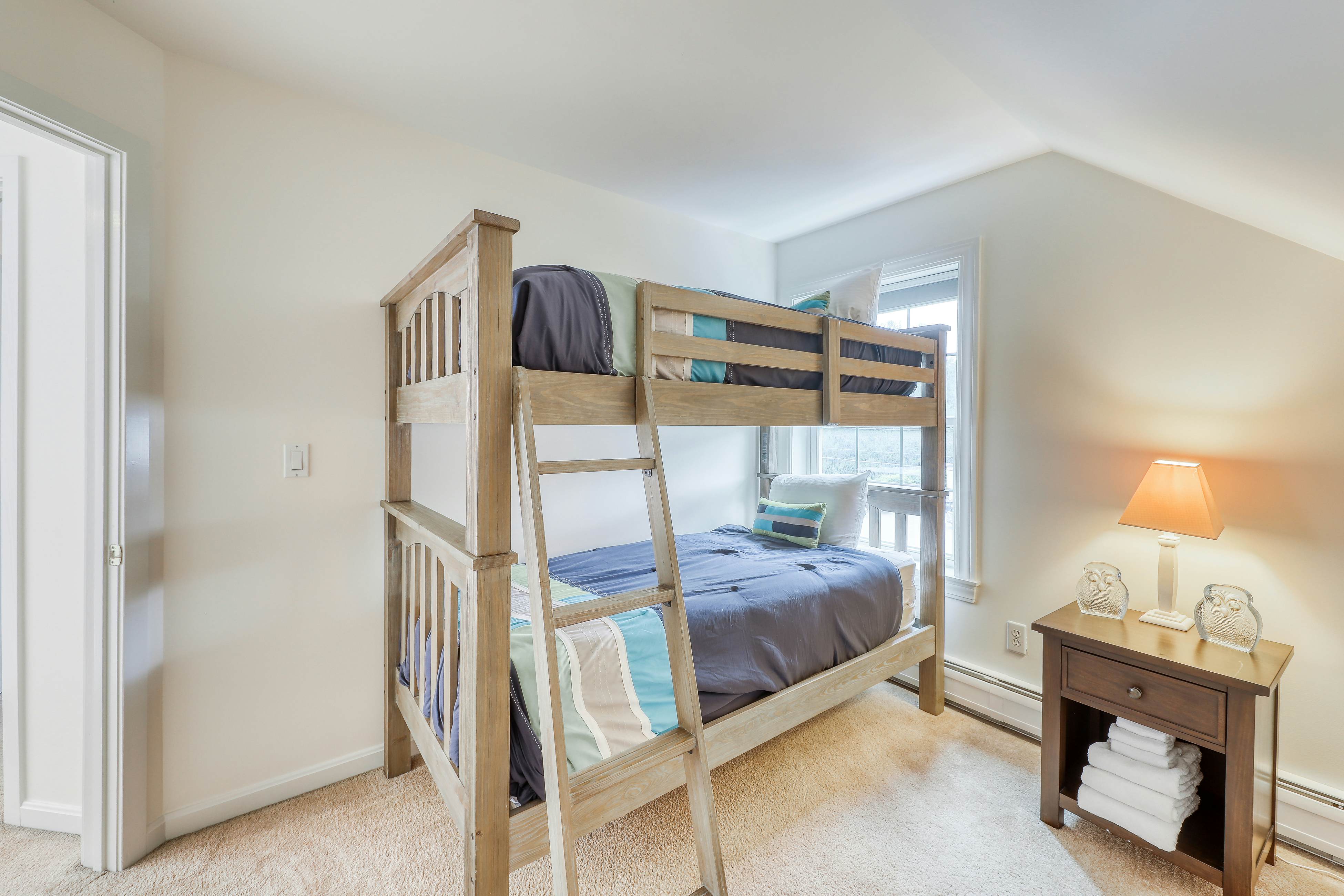 Cozy Stowe Village Retreat