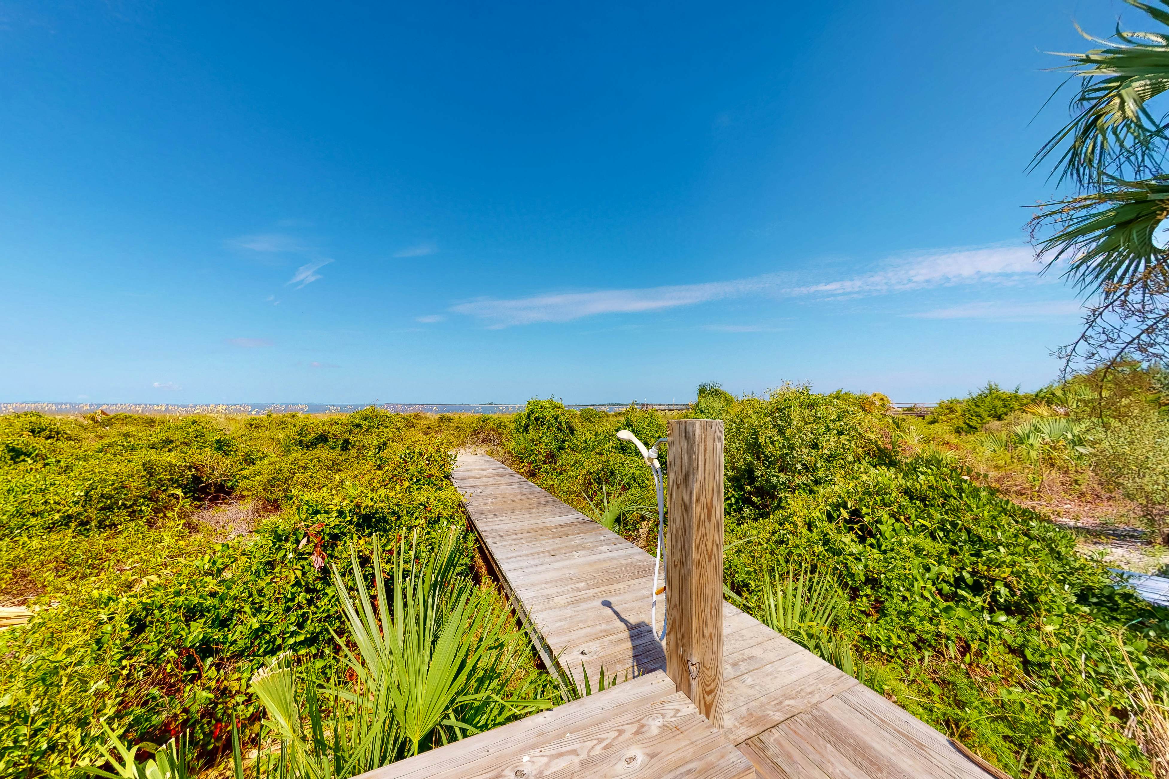 Sunset On The Sound - B Side