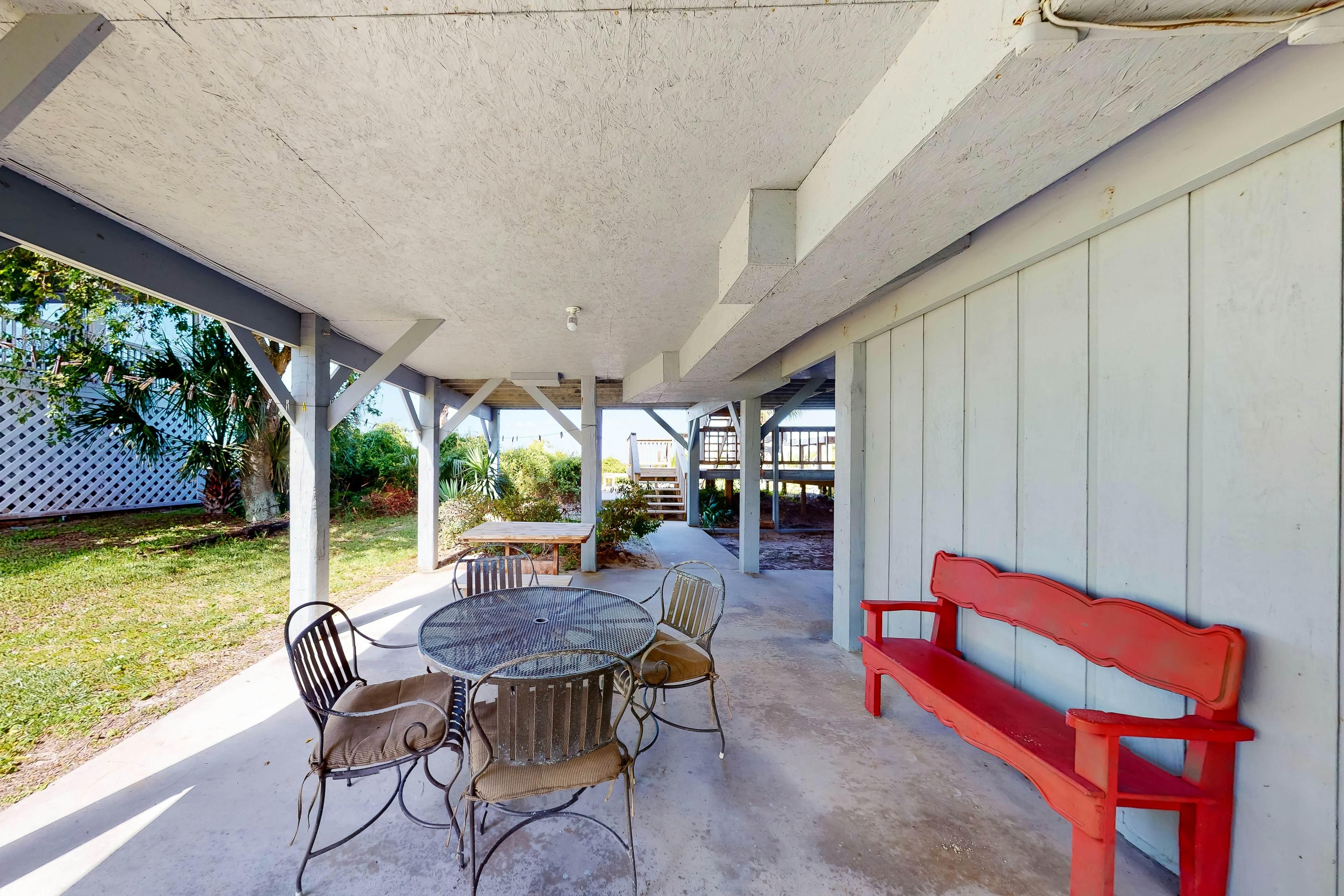 Sunset On The Sound - B Side