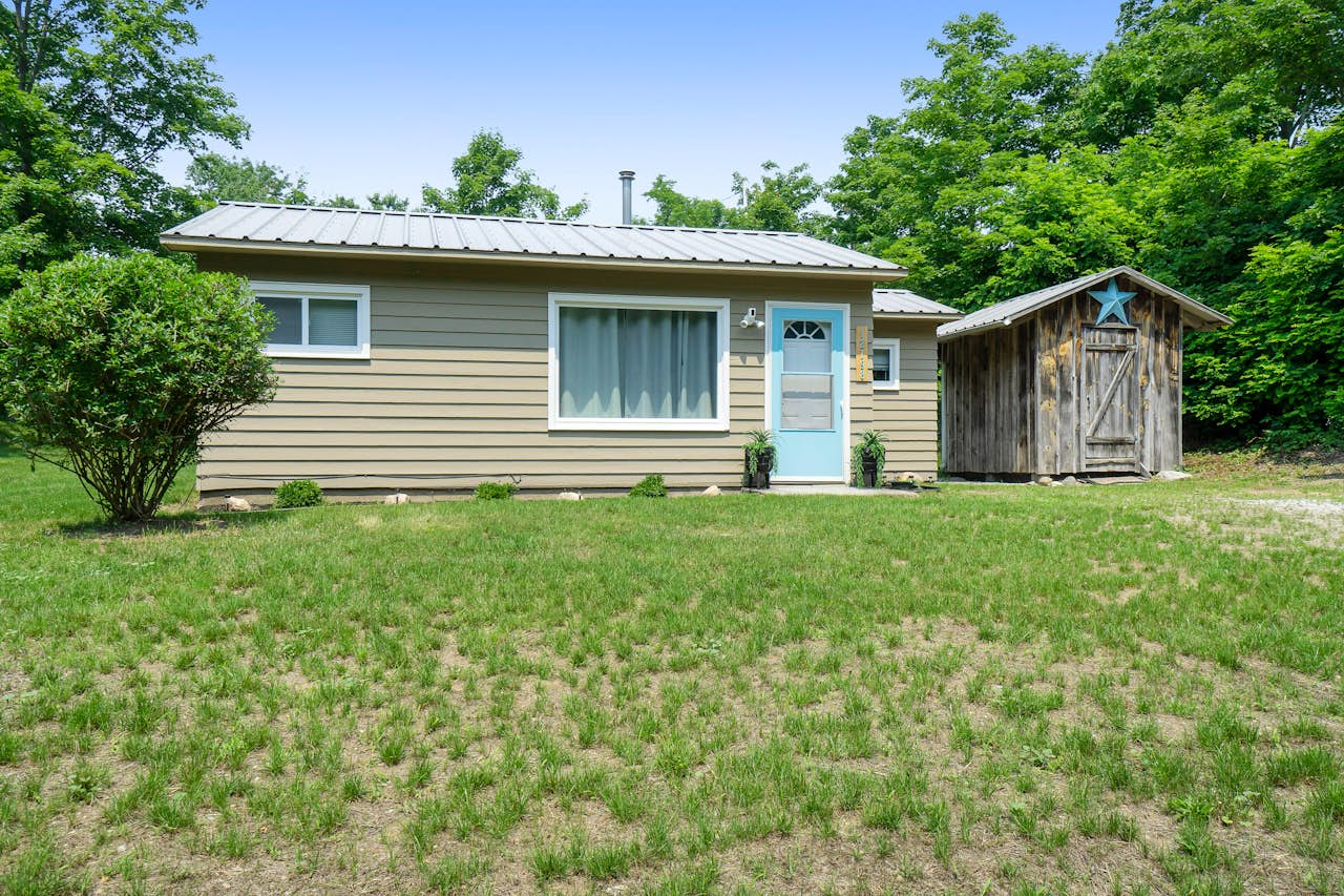 Crystal Mountain Charm 2 BD Thompsonville, MI Vacation Rental Vacasa