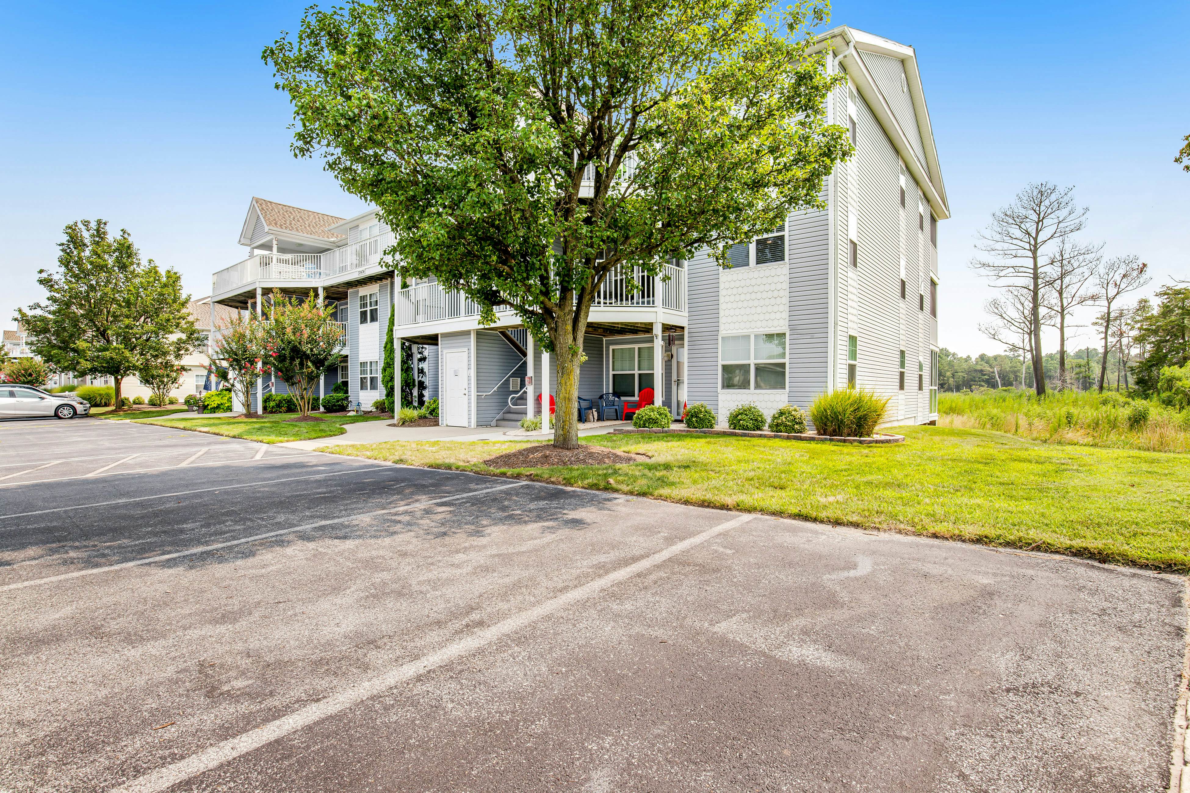 Bethany Bay - 8004 Pettinaro Dr