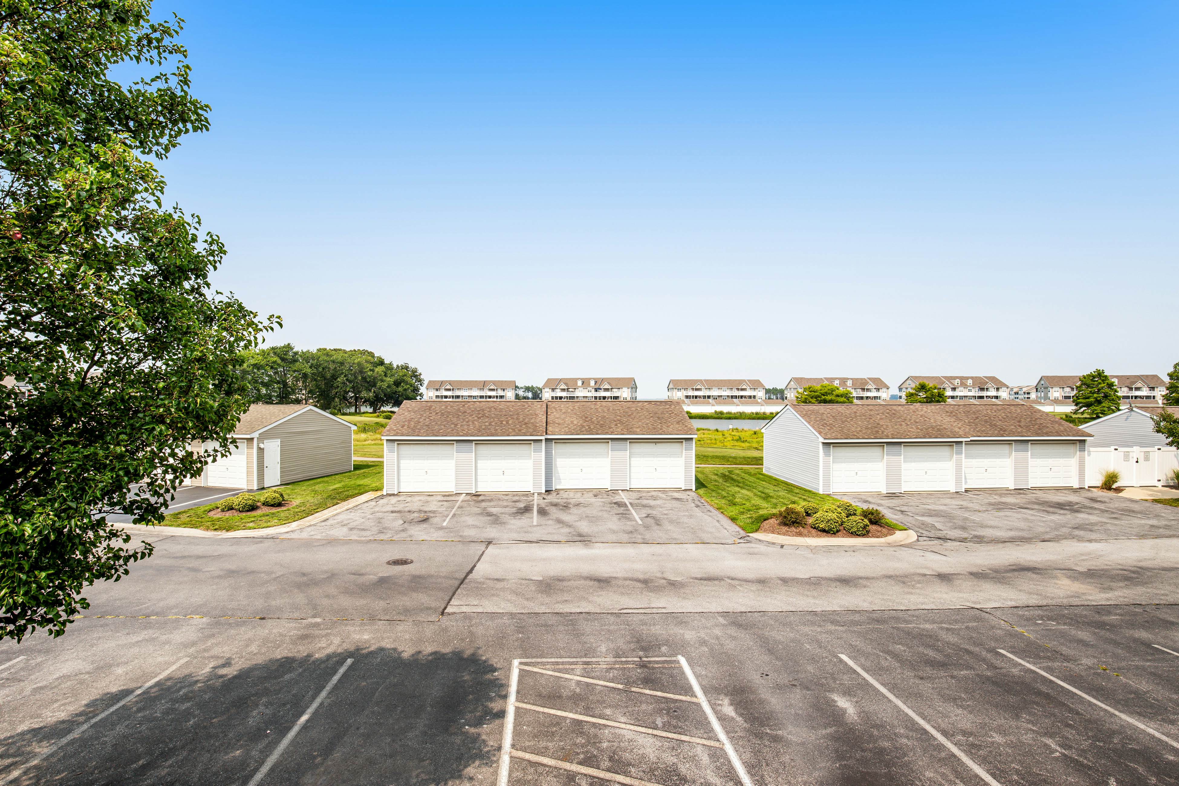 Bethany Bay - 8004 Pettinaro Dr