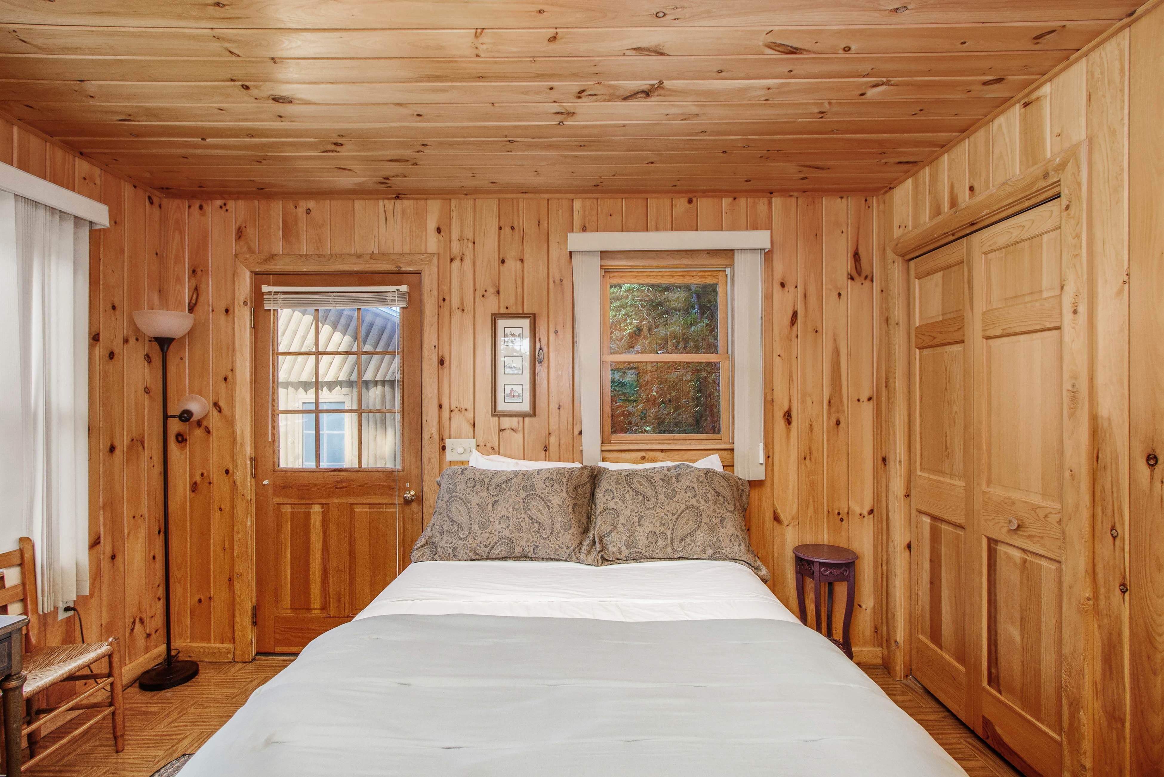 Cedar Cot & Cedar Tot