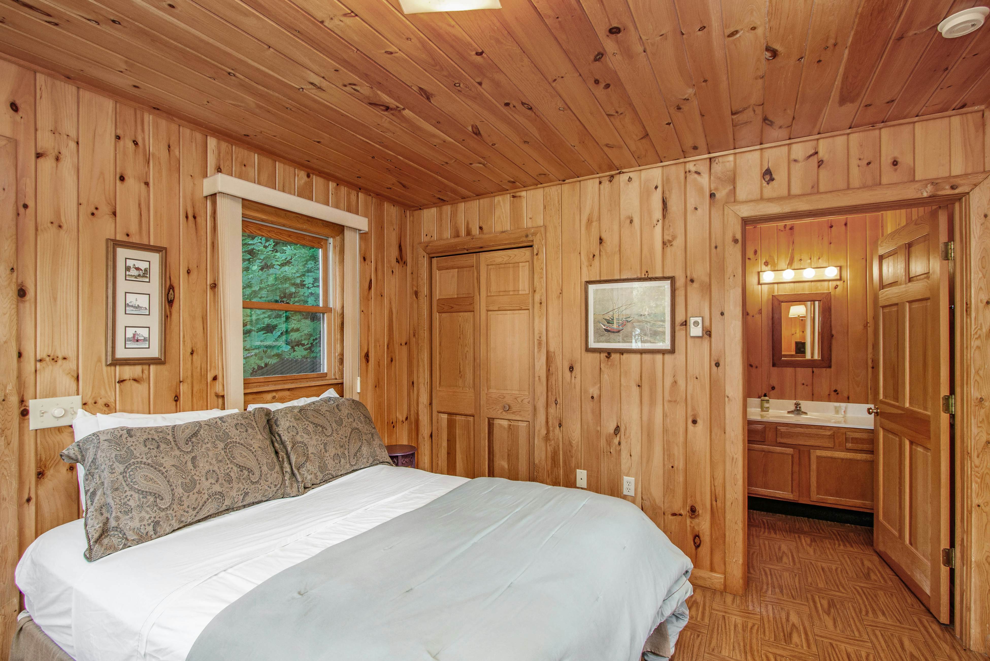 Cedar Cot & Cedar Tot