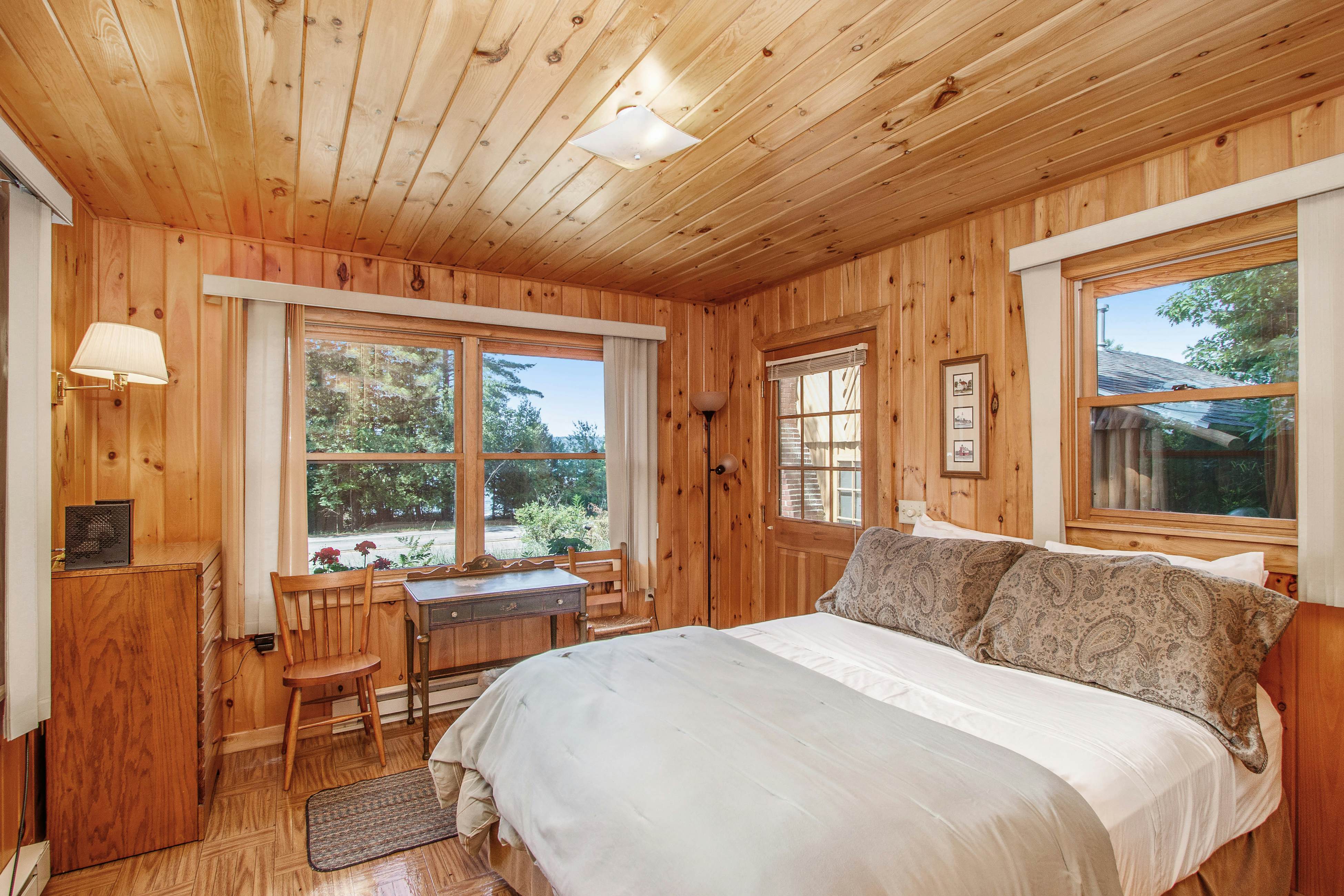 Cedar Cot & Cedar Tot