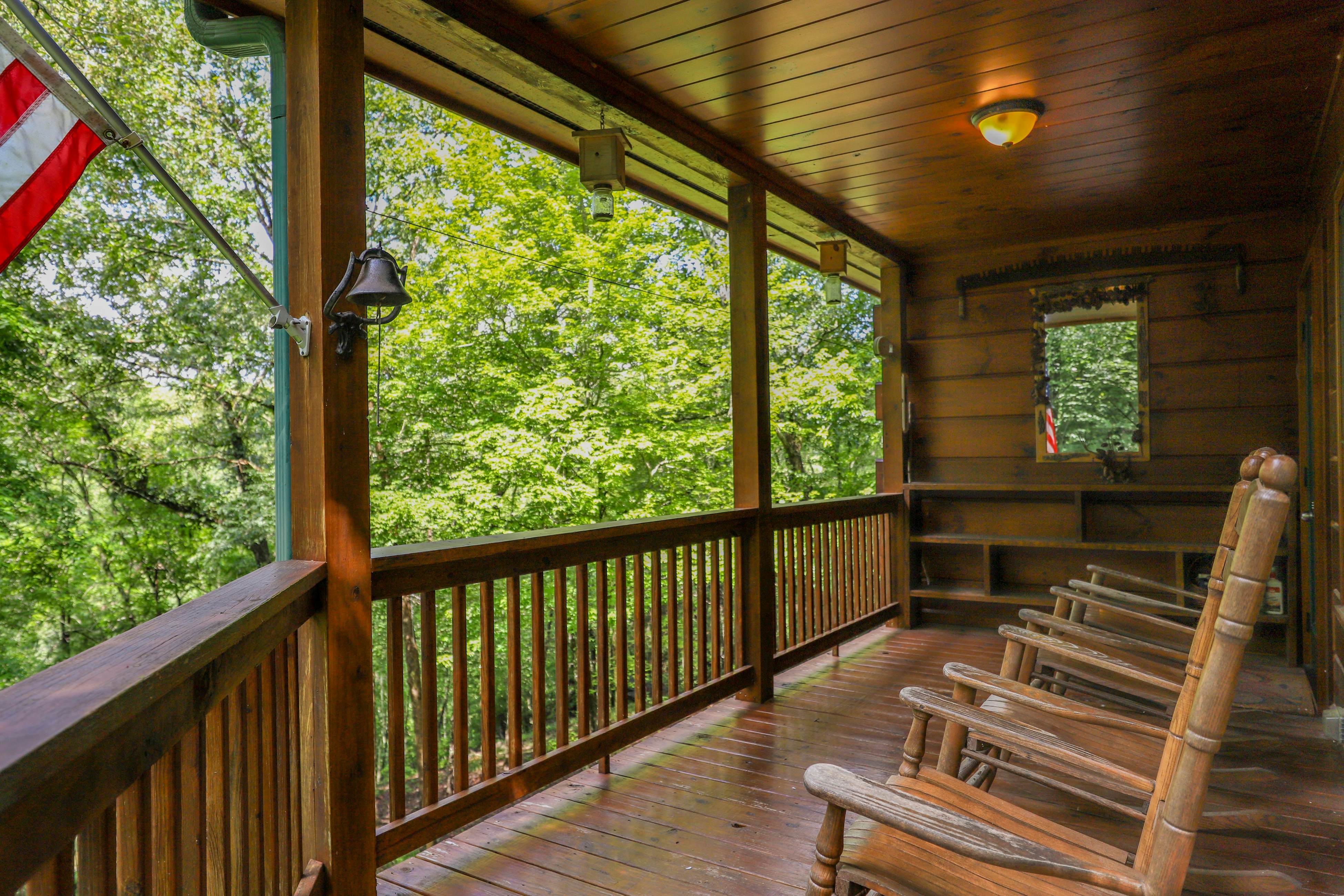 Creekside Hideaway 2 BD McCaysville, GA Vacation Rental Vacasa