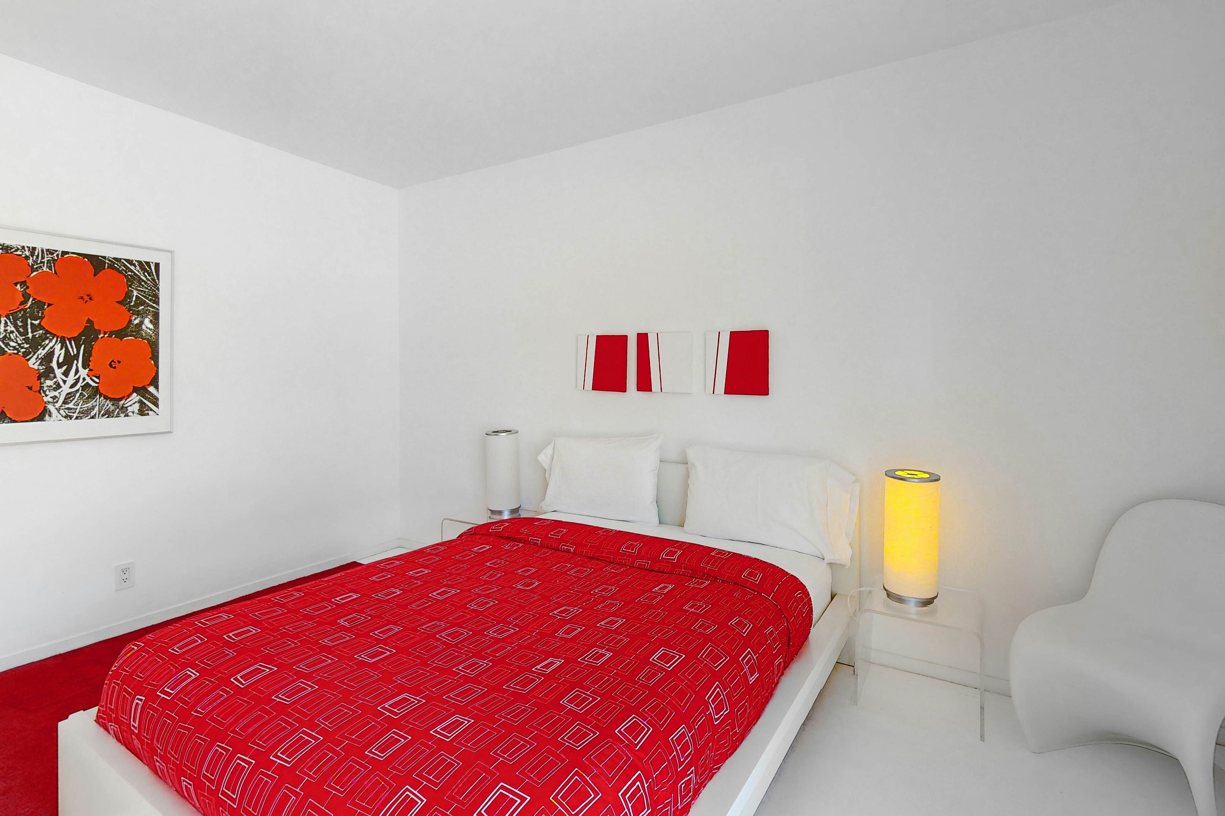 Poolside Modern Wexler - 1261