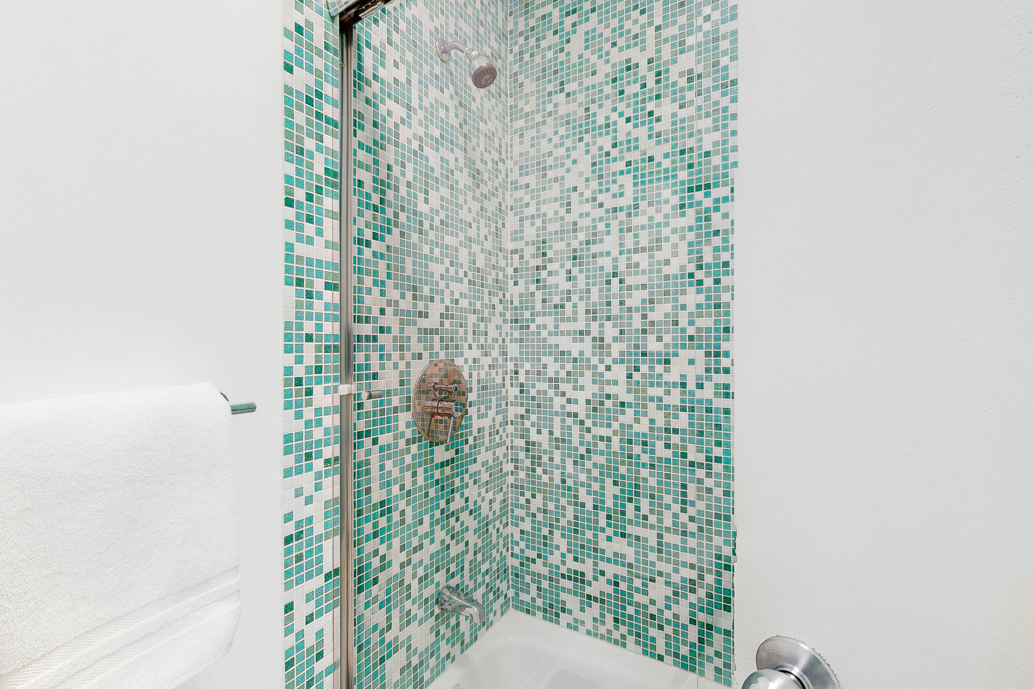 Poolside Modern Wexler - 1261