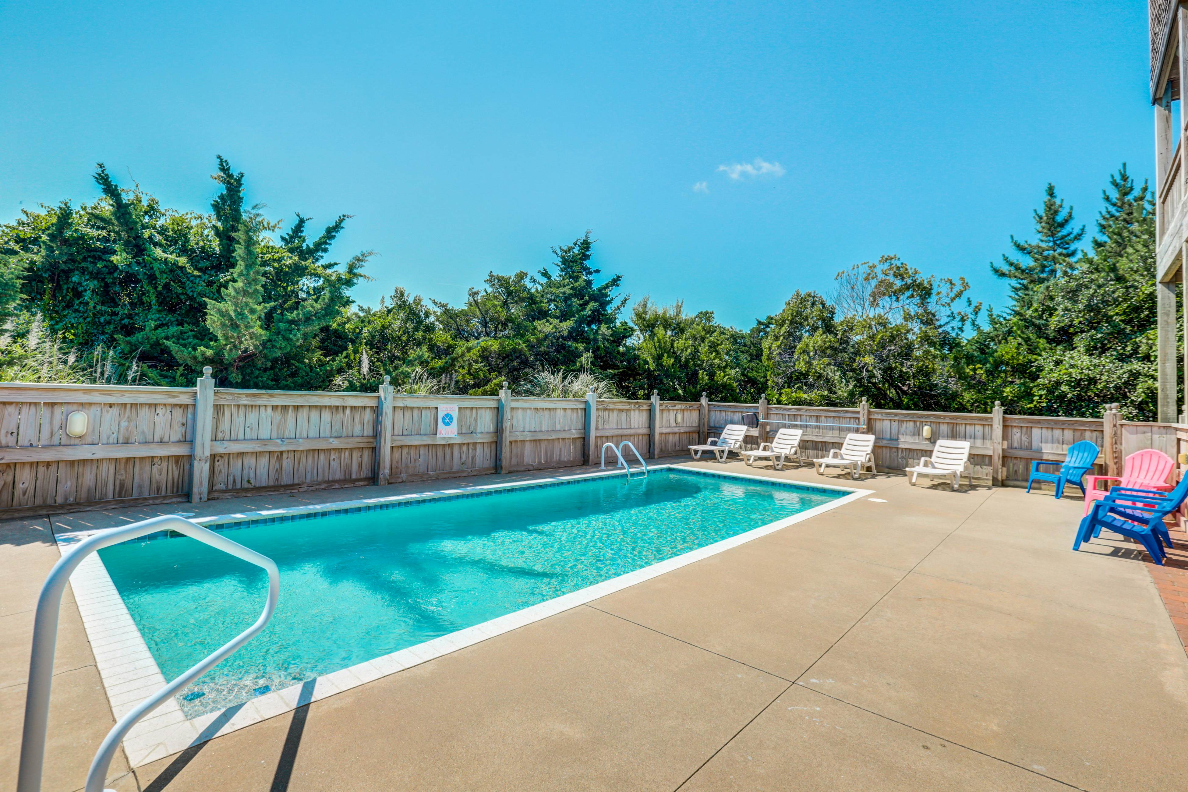 2BNWaves 2W 5 BD Waves, NC Vacation Rental Vacasa