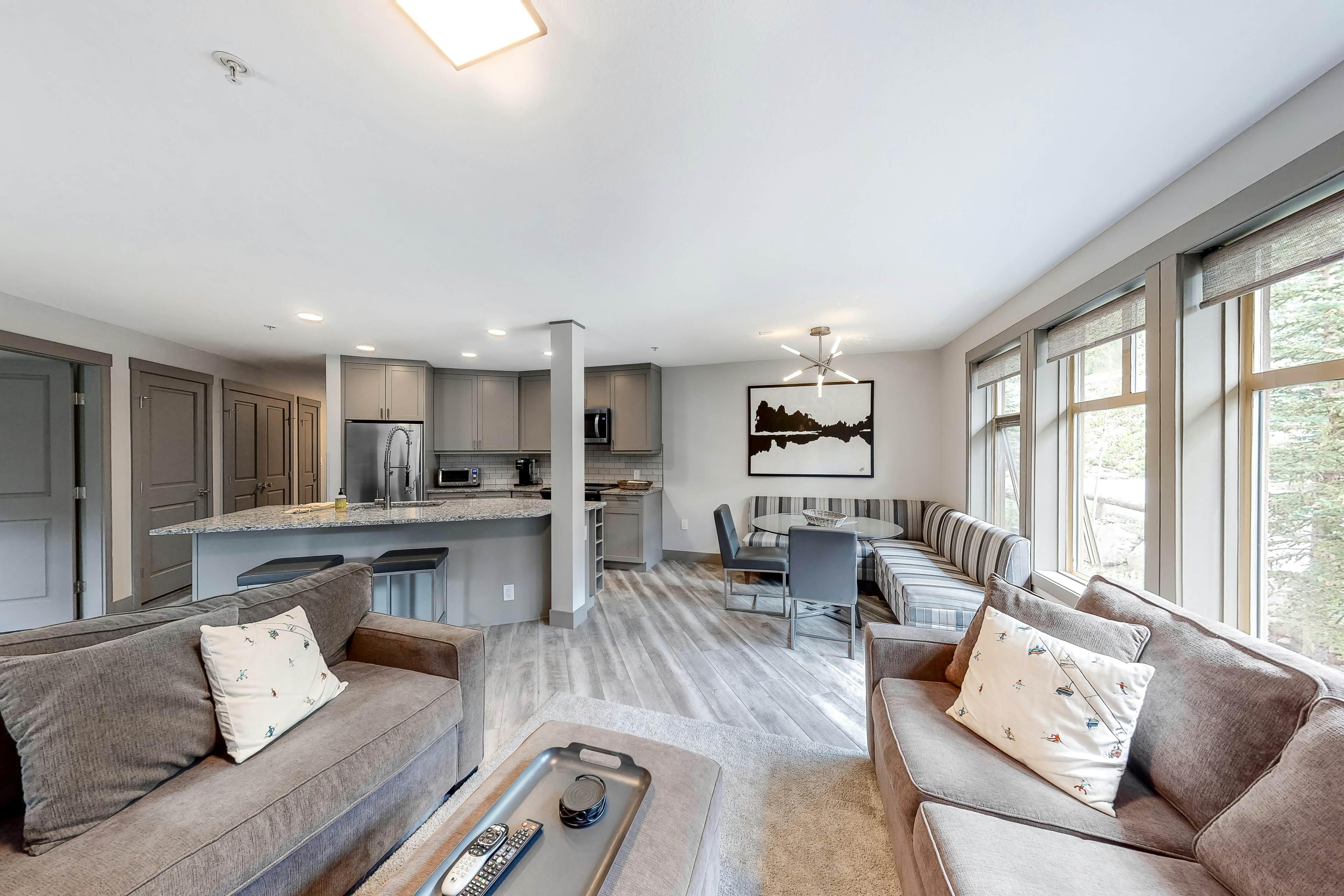 Eagle Springs East 206 - White Fir Suite