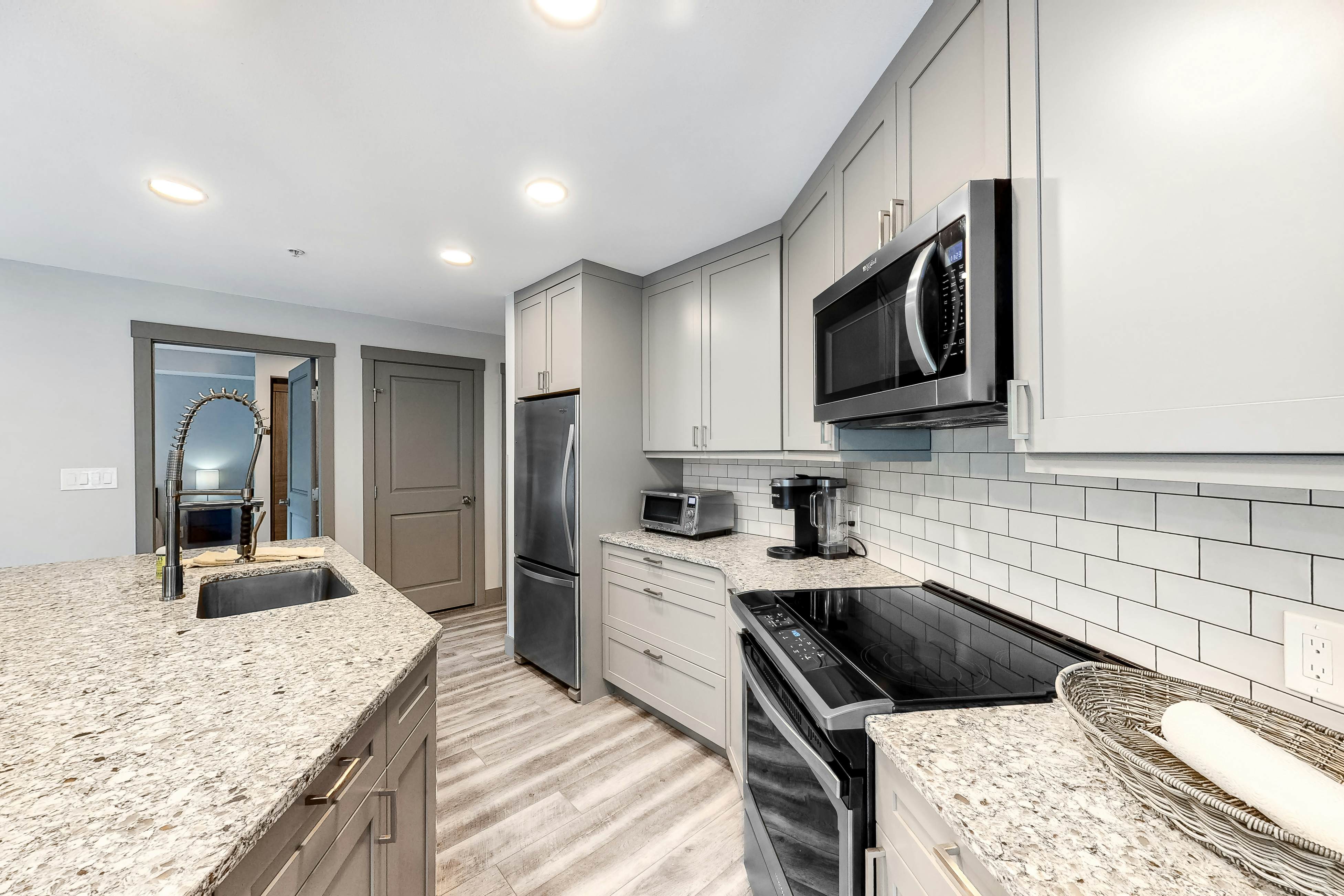 Eagle Springs East 206 - White Fir Suite