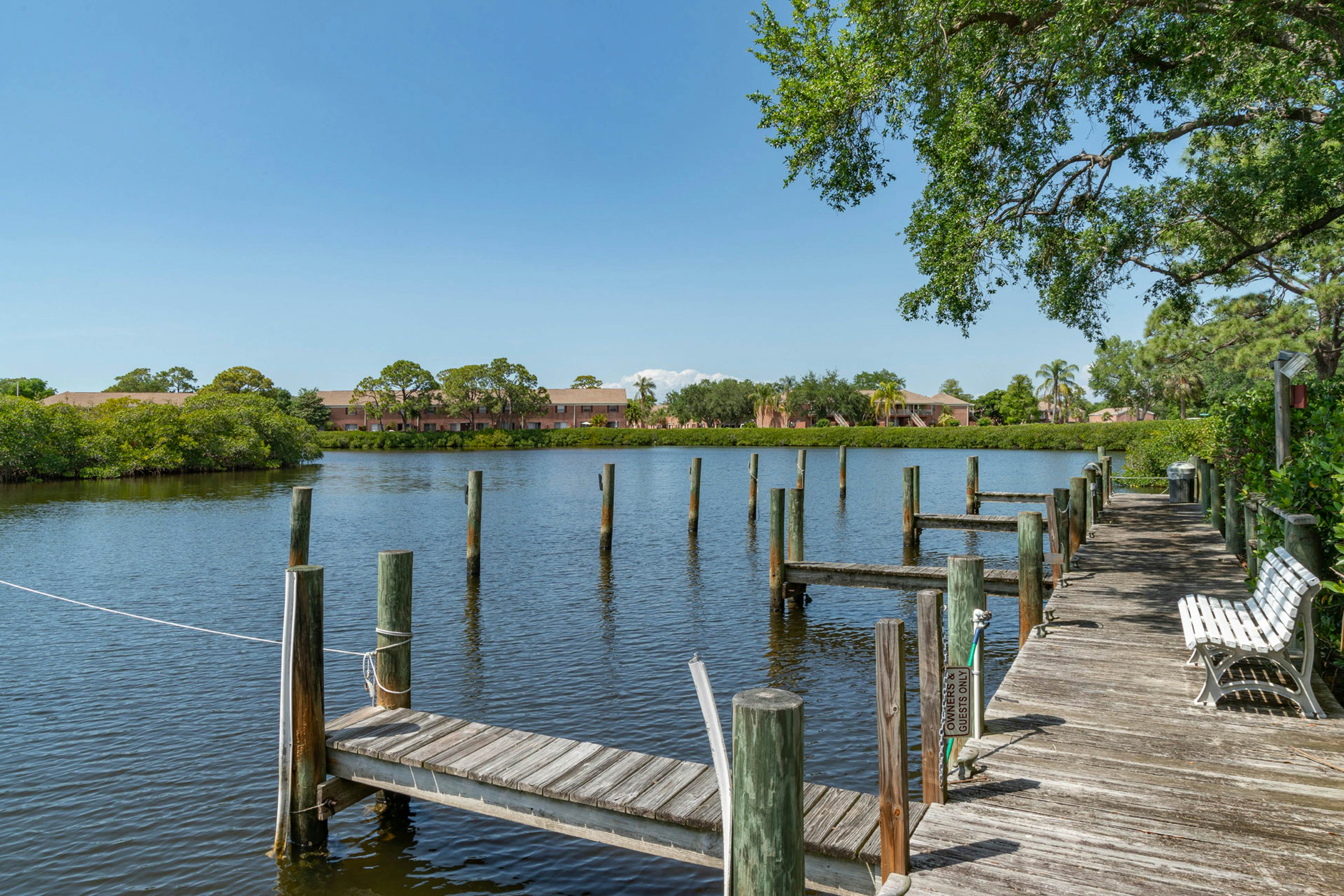 Carlton Arms View B1 A 2 BD Bradenton, FL Vacation Rental Vacasa