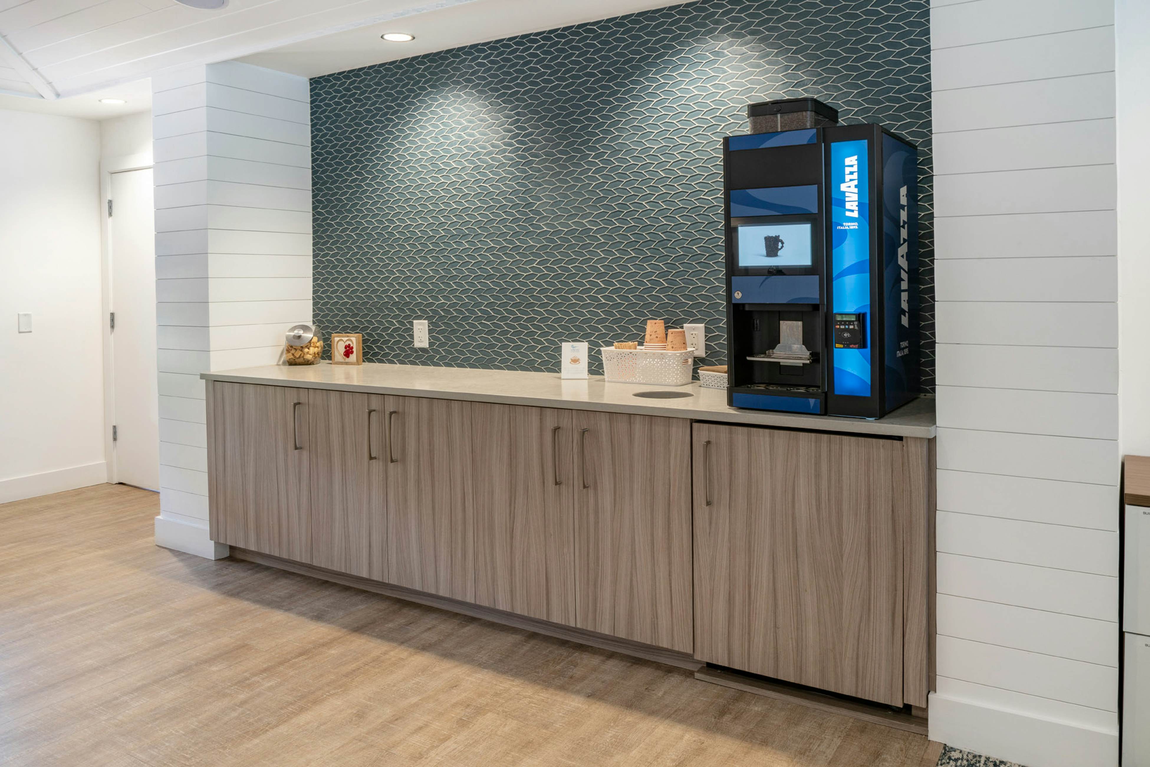 Carlton Arms View B1 # A