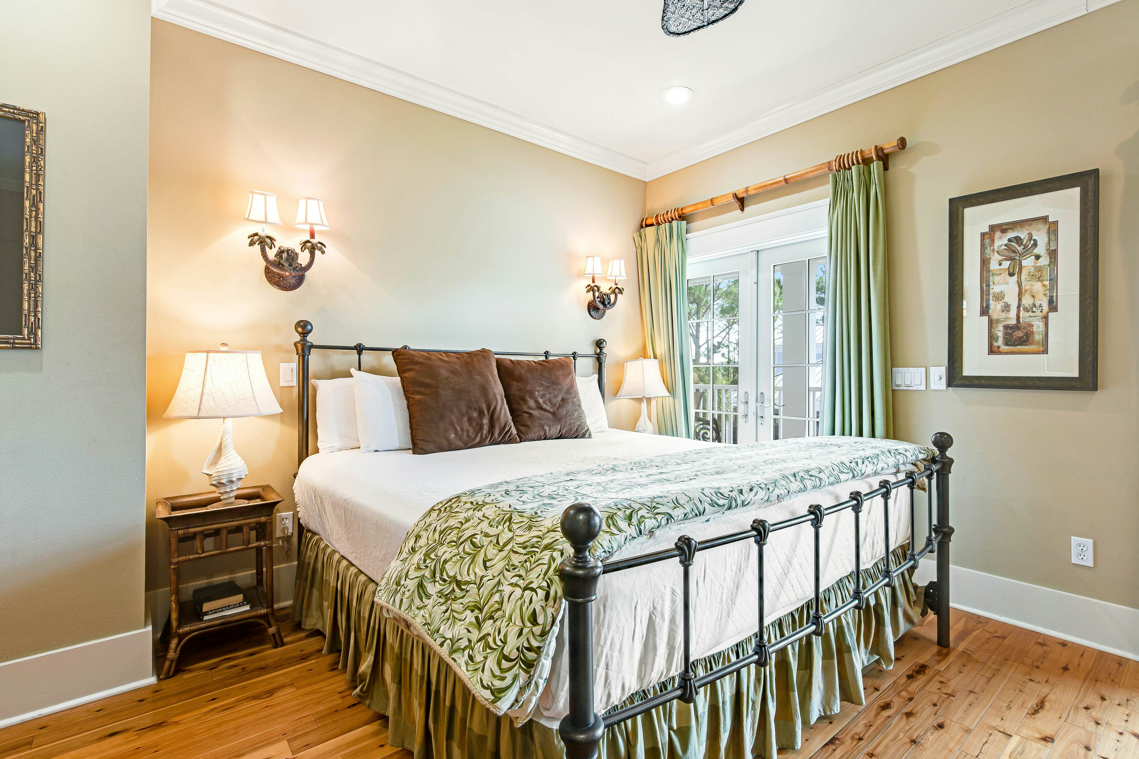 Carillon Beach 16 - Once Upon a Time