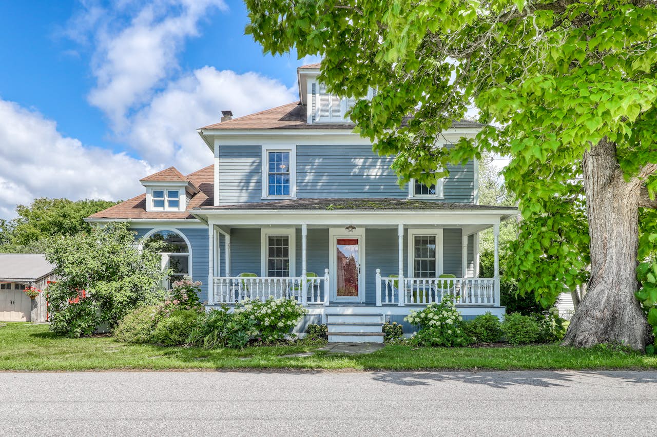 Farmhouse Haven 3 BD South Hero, VT Vacation Rental Vacasa