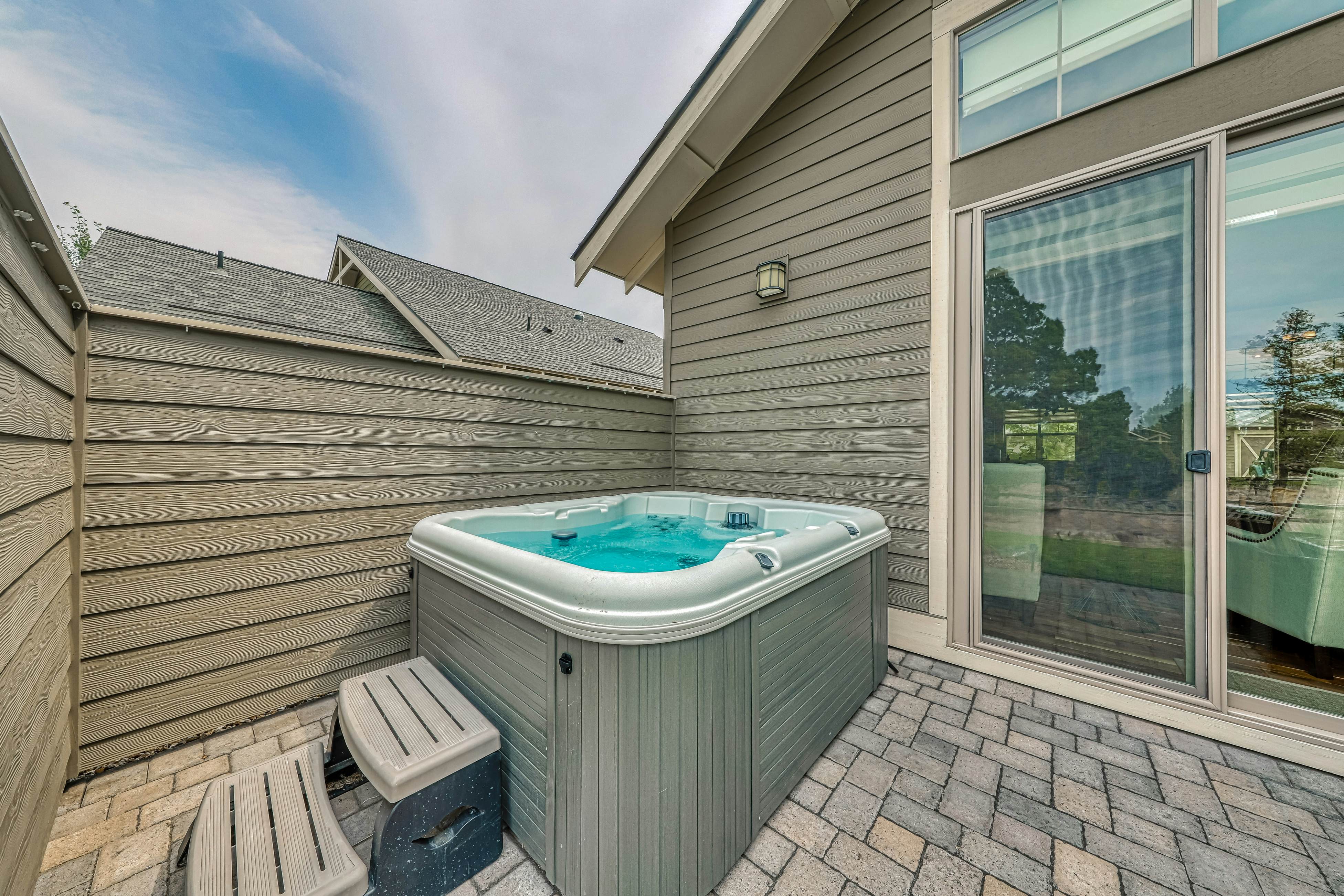 Eagle Crest Vacation Rentals, Resort Rentals, Condos Vacasa