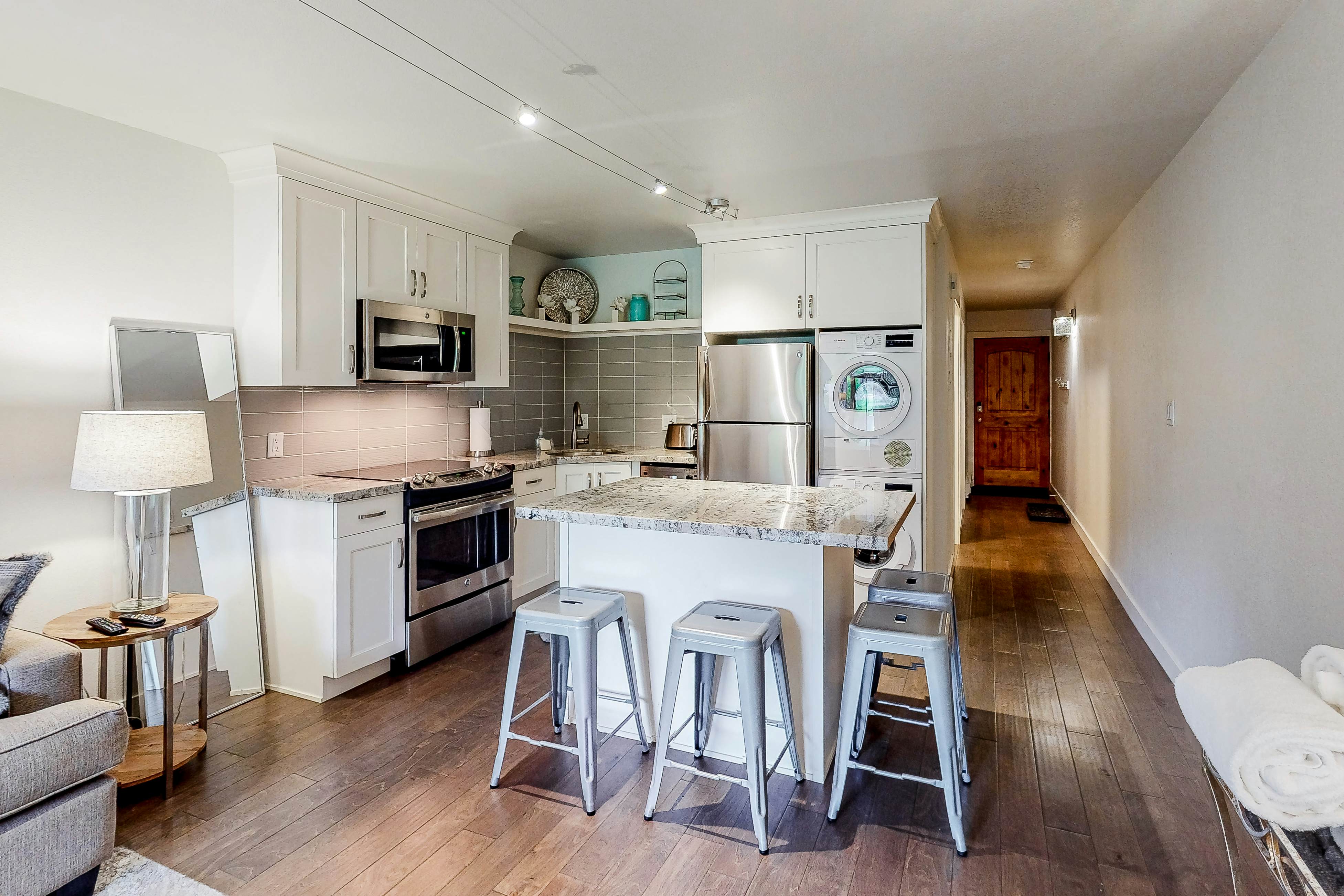 Snowcrest Delight  #113