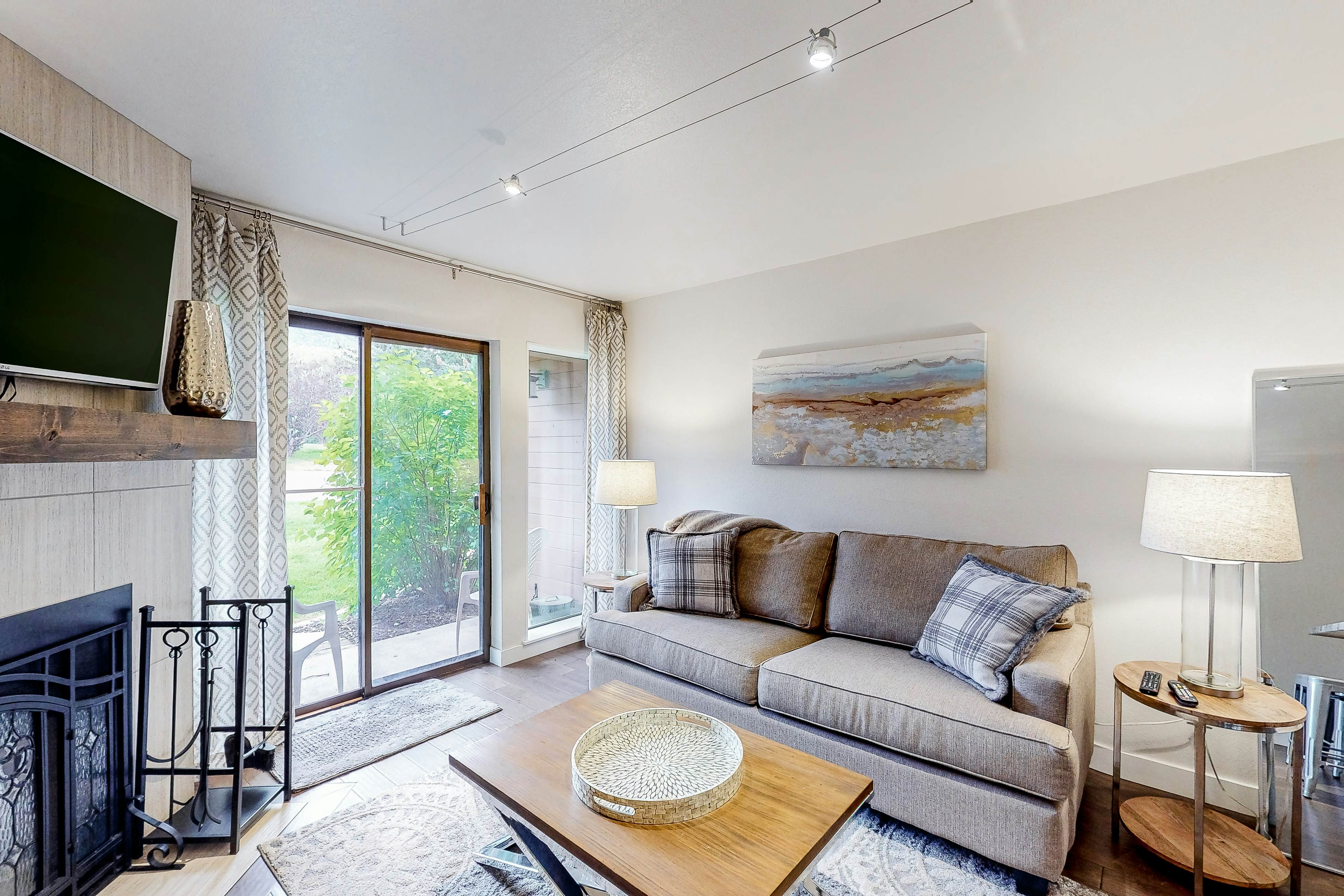 Snowcrest Delight  #113