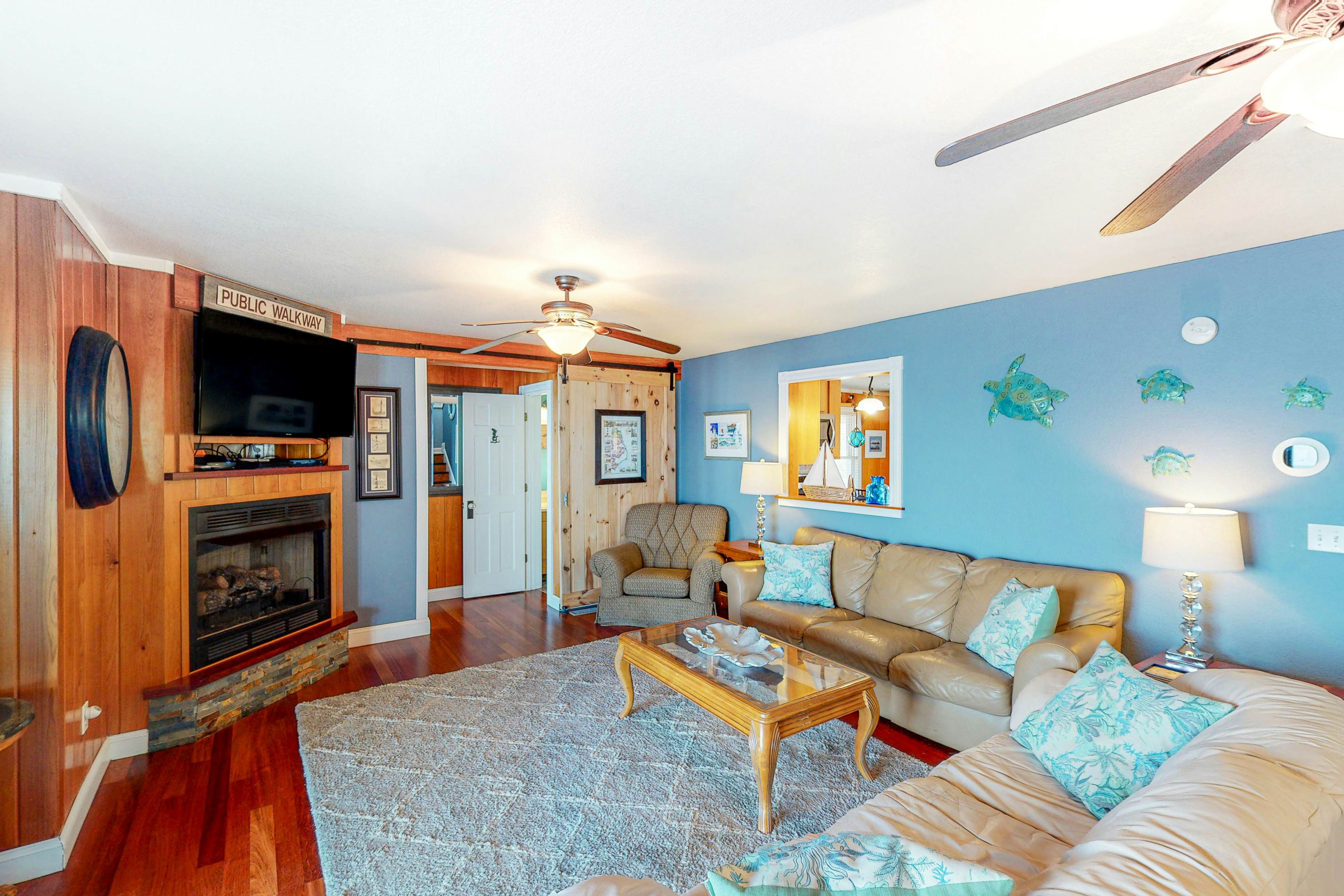 Reel Living 3AV 5 BD Avon, NC Vacation Rental Vacasa