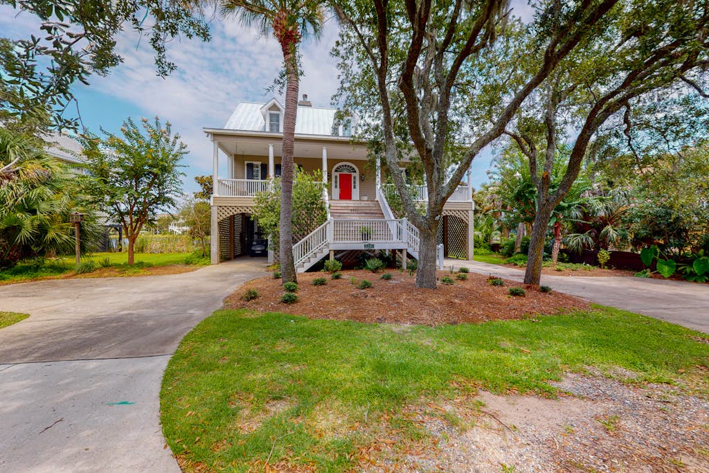 Cat's Cottage — Edisto Beach, SC — vacation rental