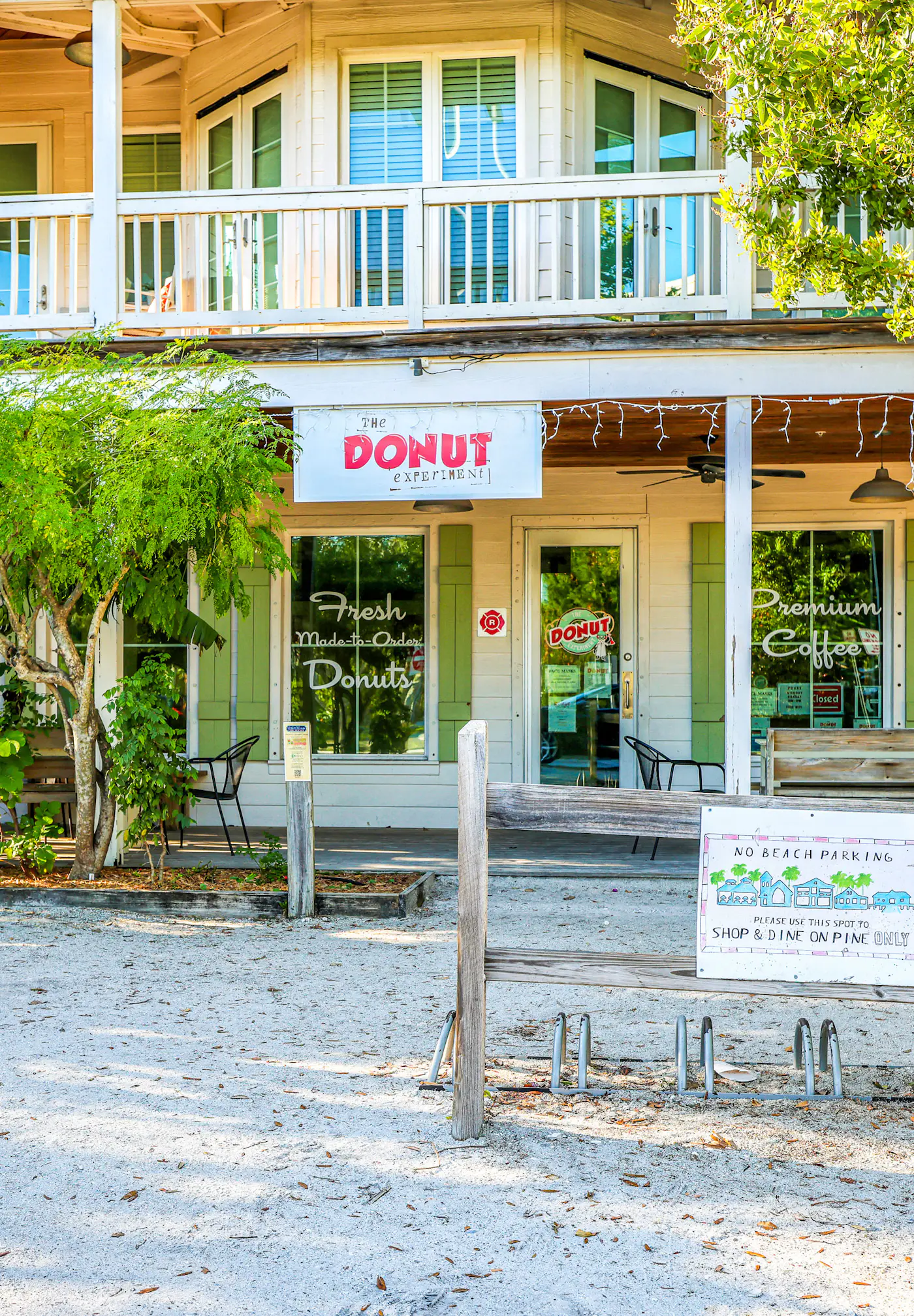 The Donut Experiment storefront in Anna Maria.