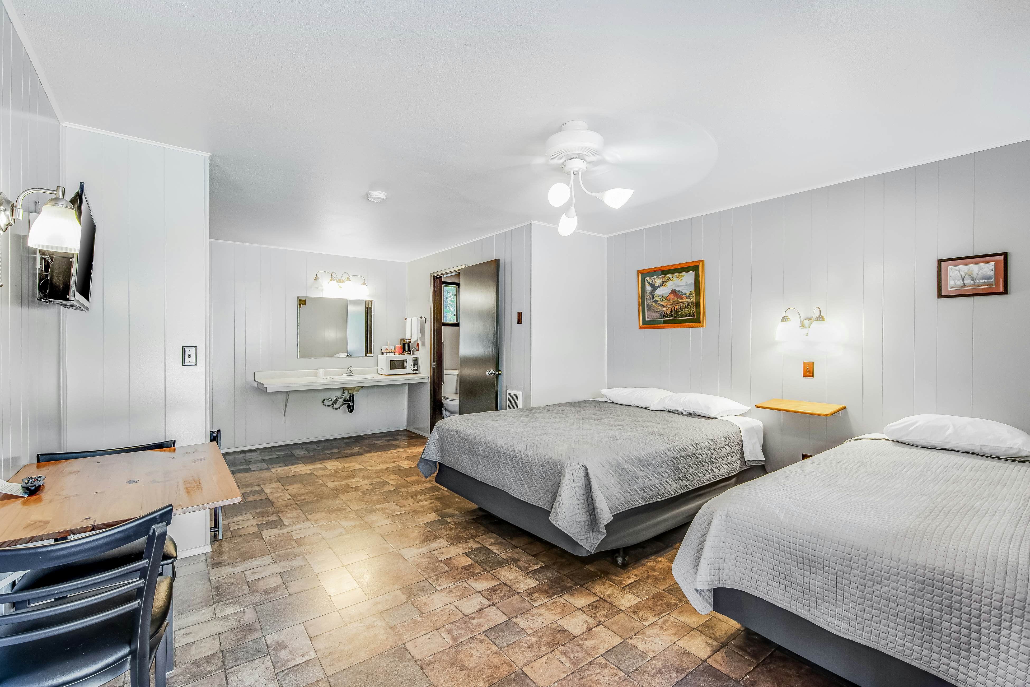 Hood Canal Vacation Rentals, Cabins Vacasa