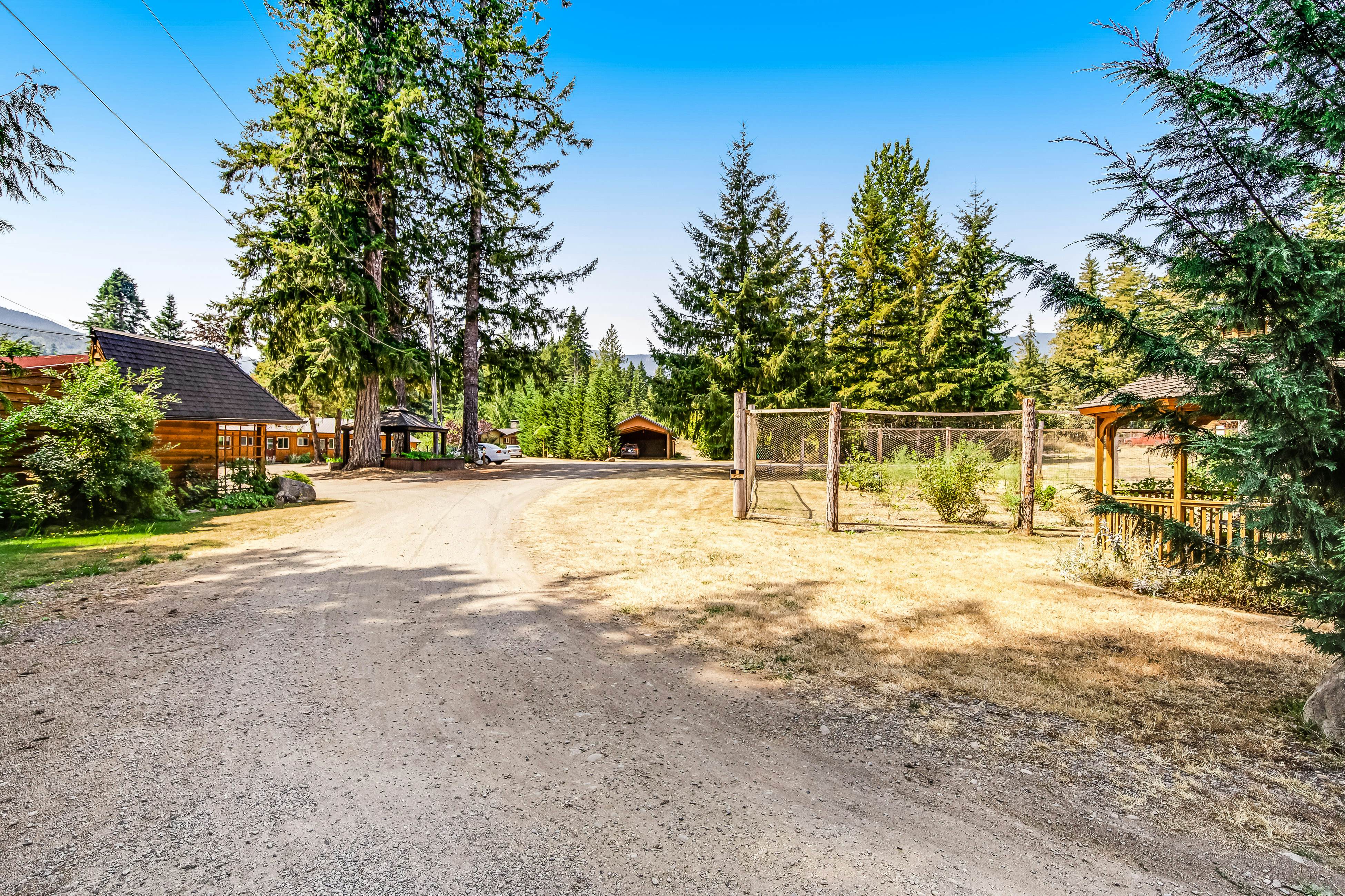 The Brothers Room 7 at Mount Walker Inn