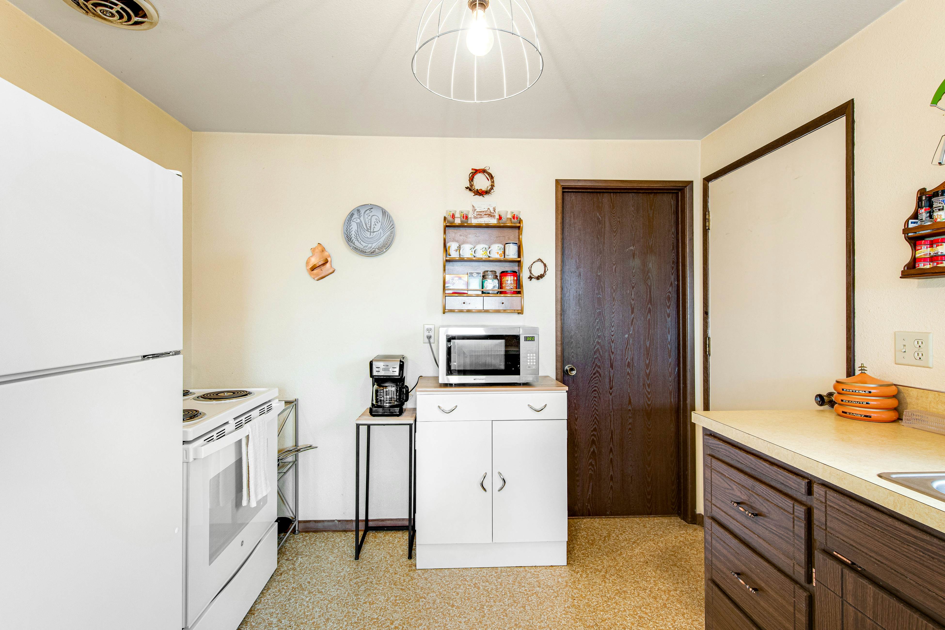 Sundown Memory Lane Cabin