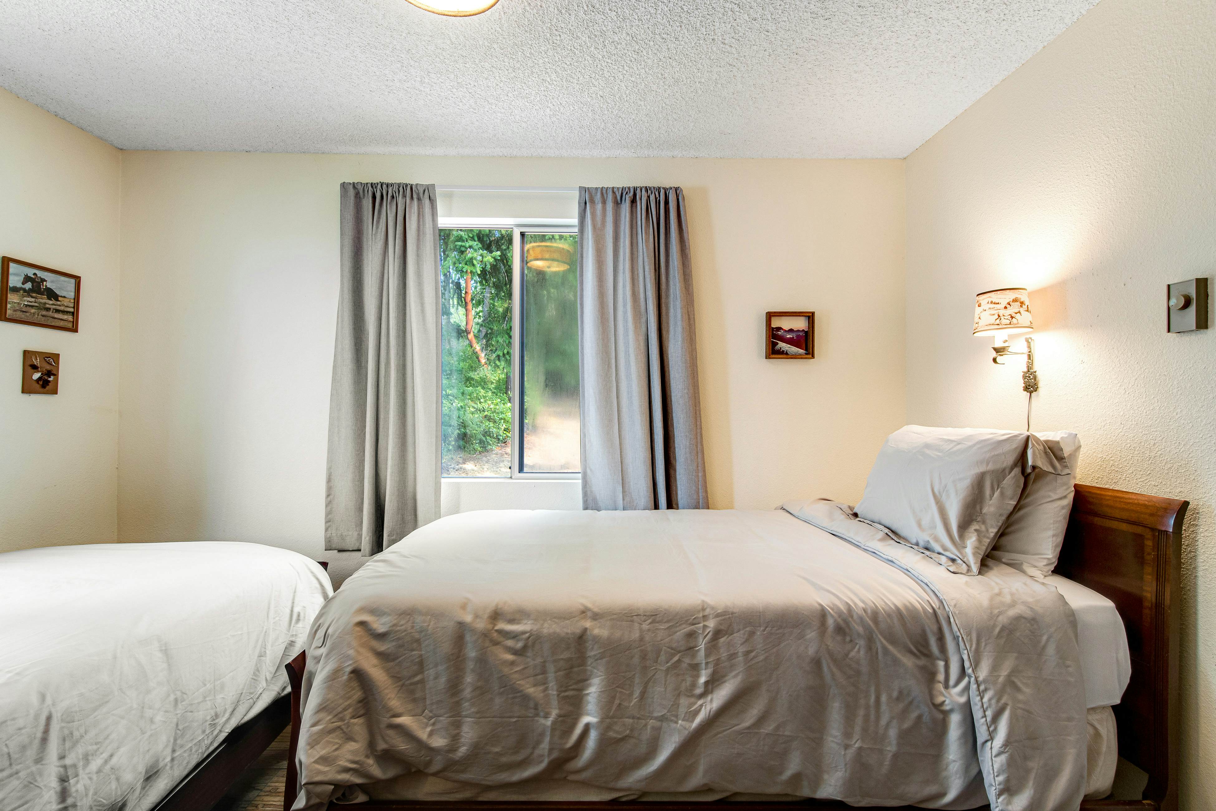 Sundown Memory Lane Cabin