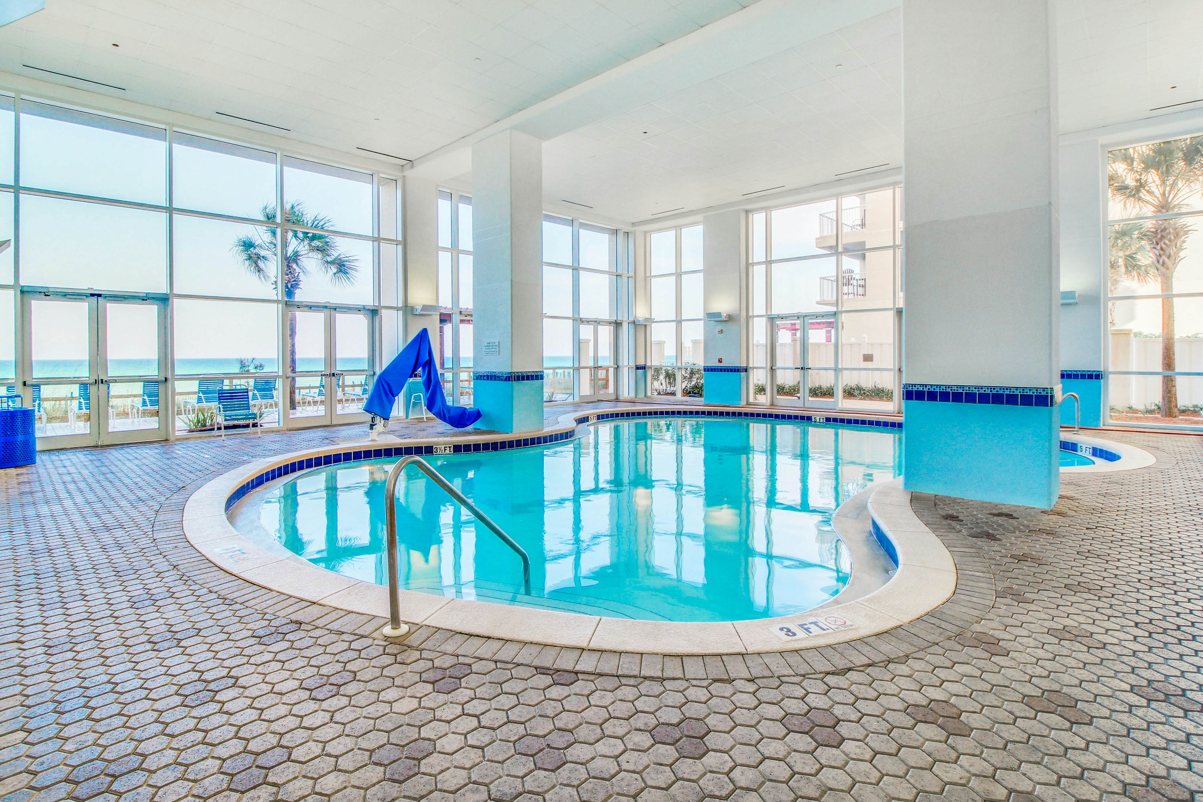 Majestic Beach Resort Tower 2- 1602