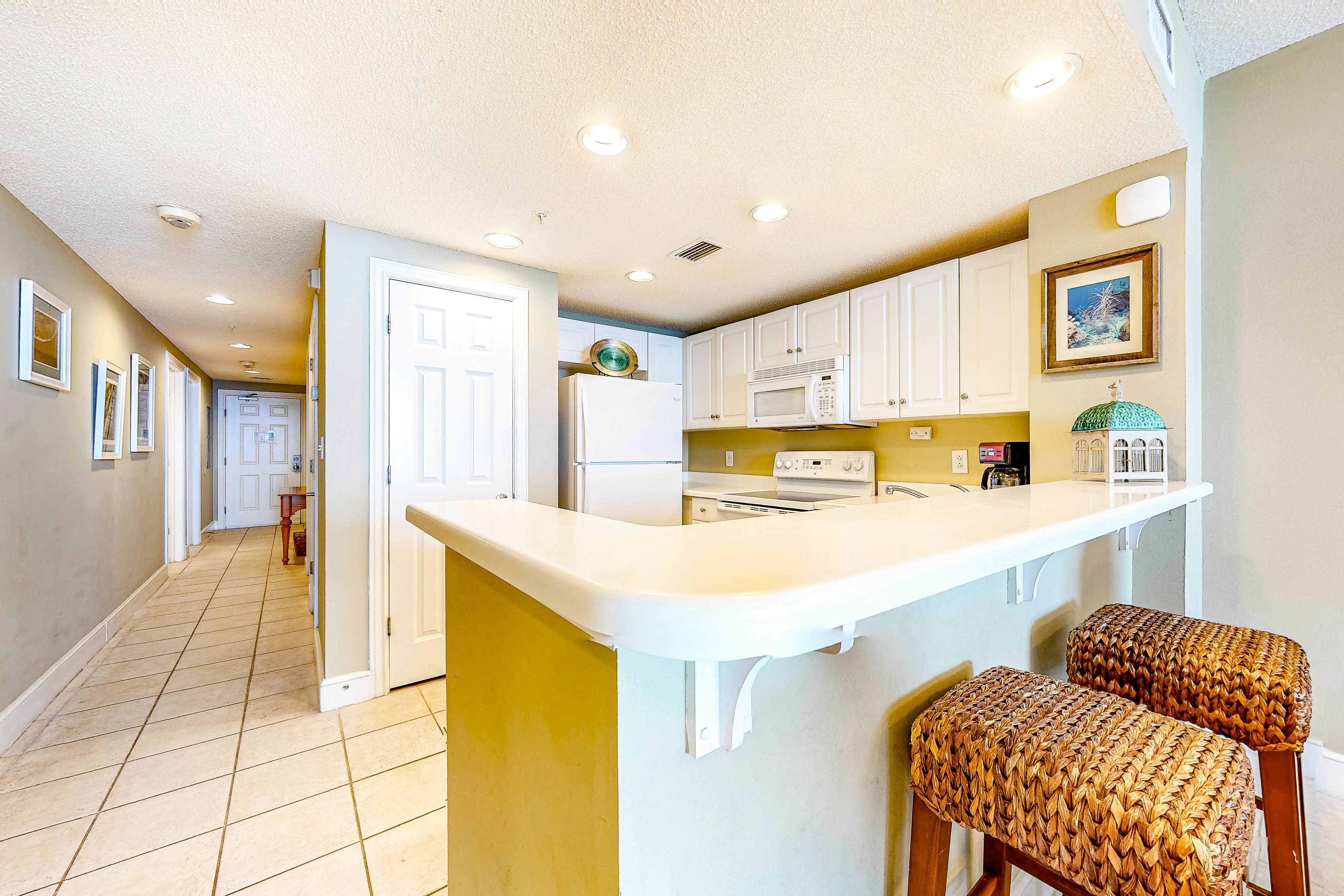 Majestic Beach Resort Tower 2- 1602