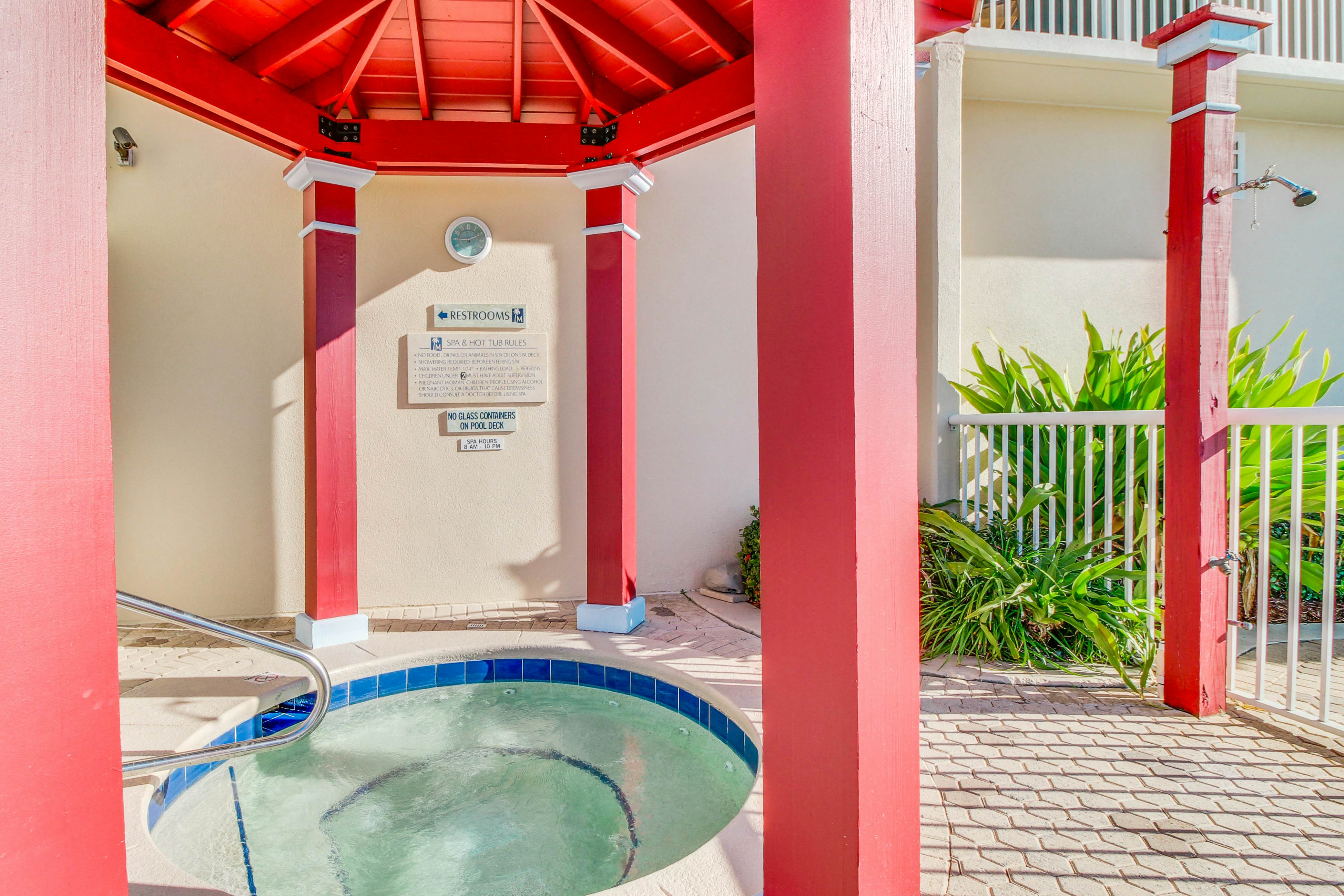 Majestic Beach Resort Tower 2- 1602