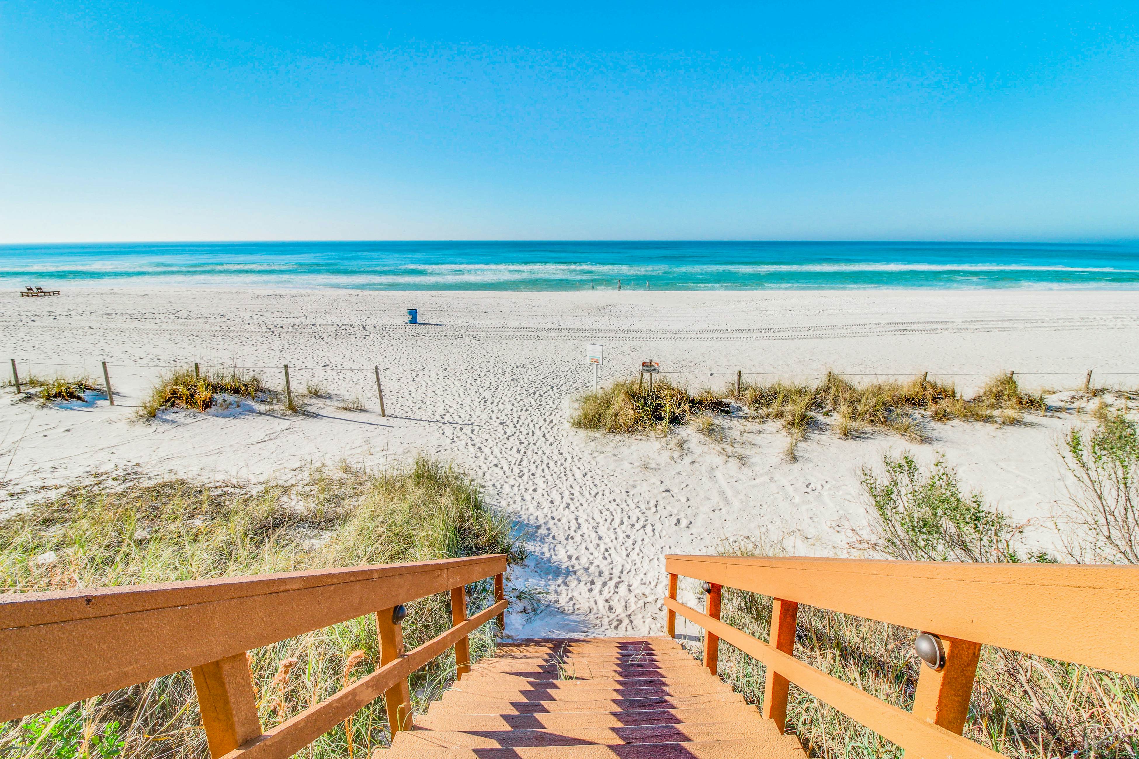 Majestic Beach Resort Tower 2- 1602