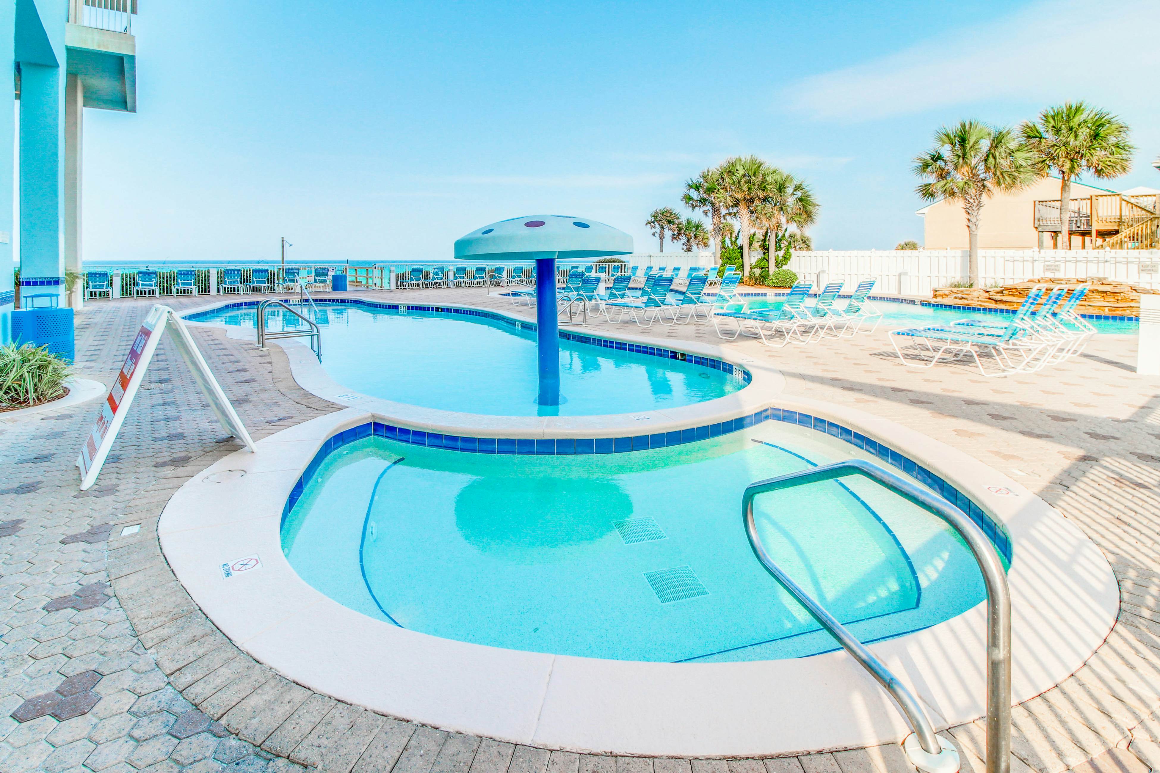 Majestic Beach Resort Tower 2- 1602