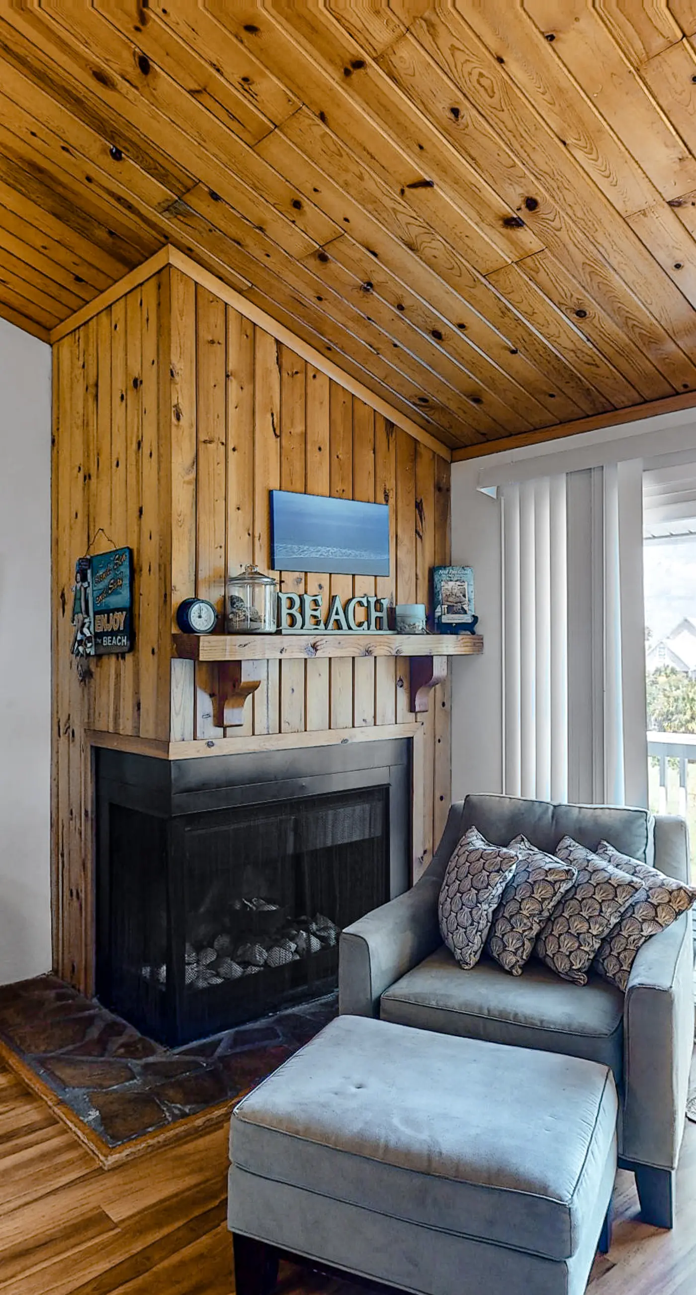 Driftwood Villa  259