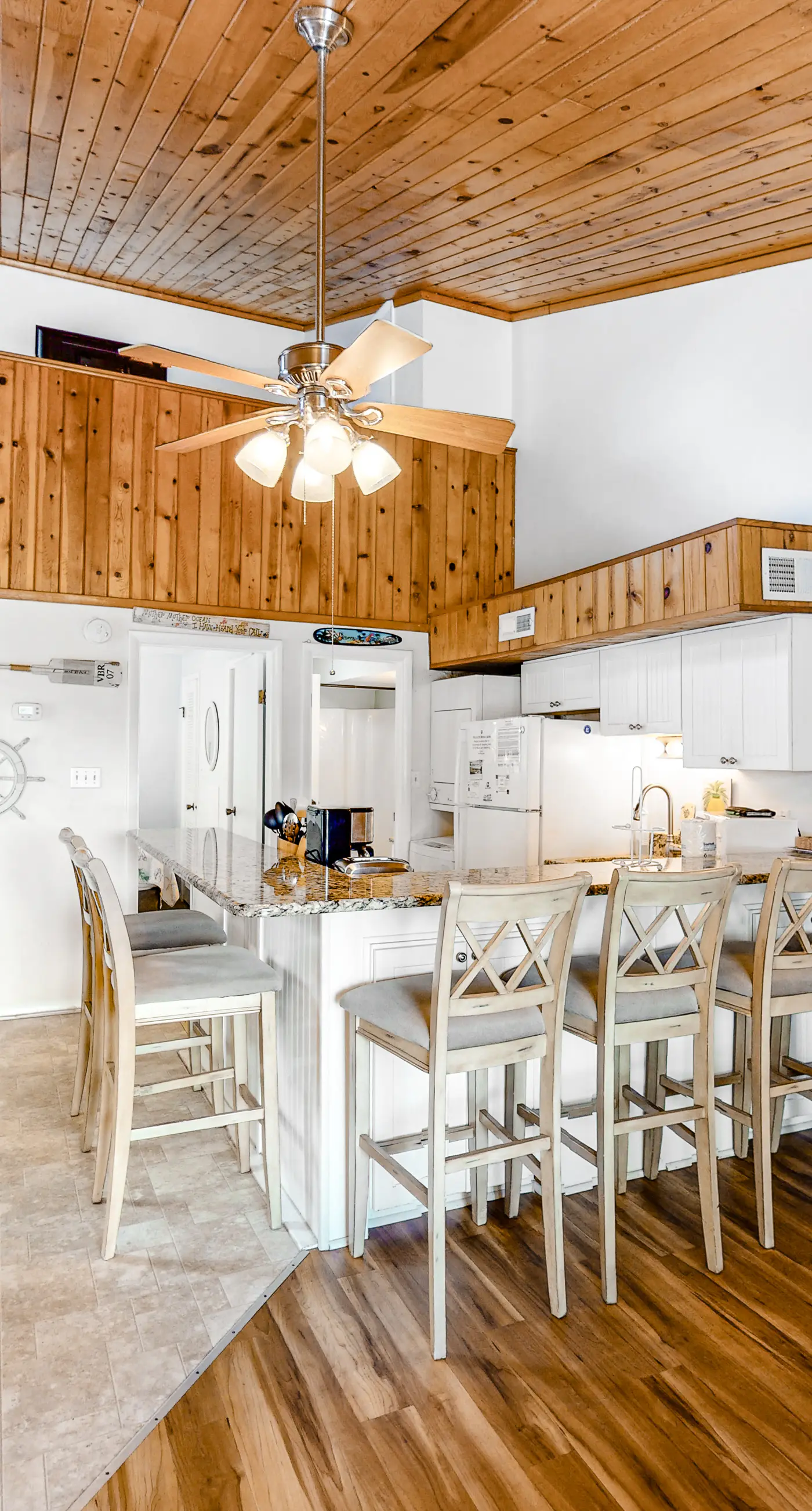 Driftwood Villa  259