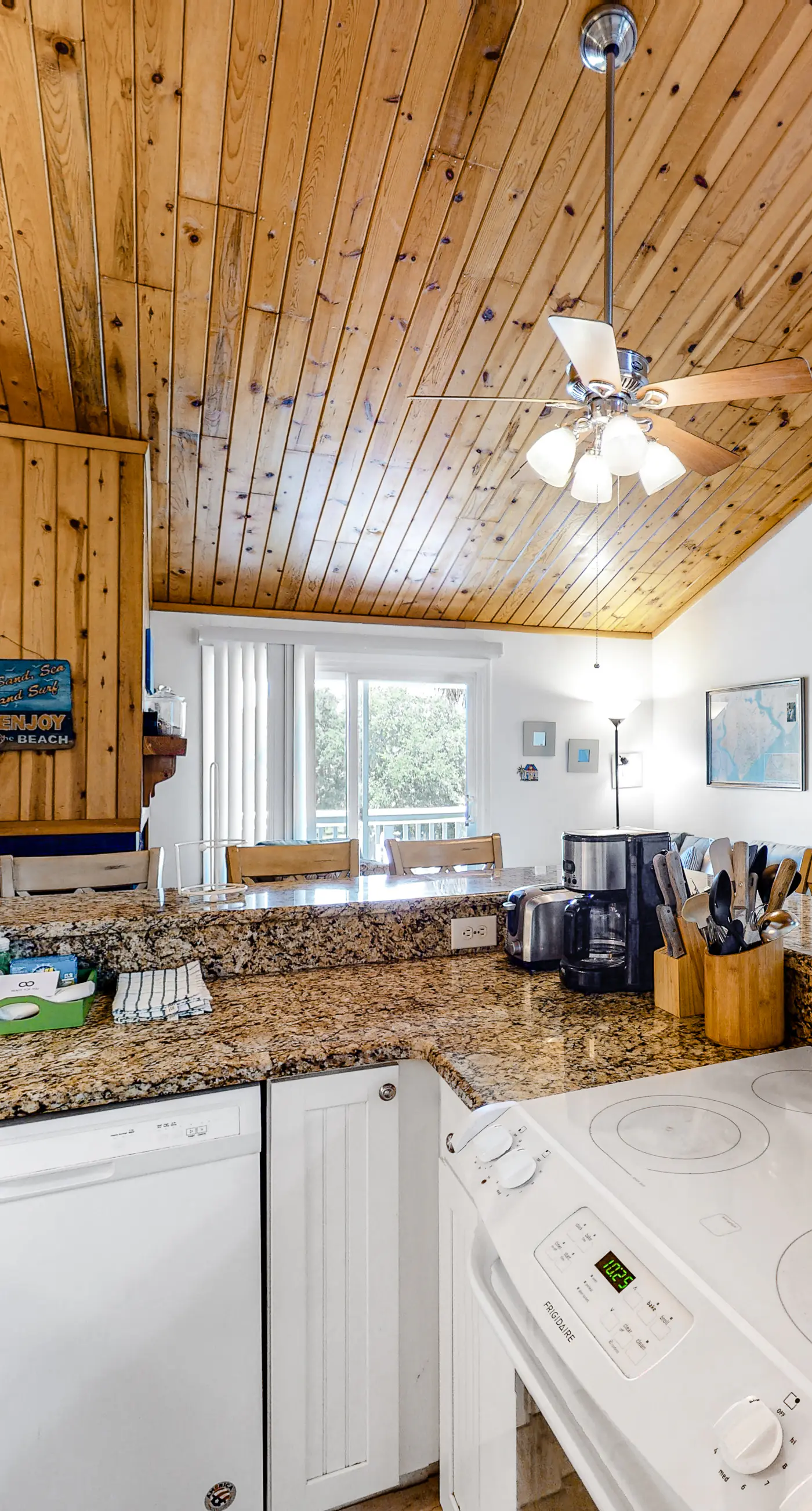 Driftwood Villa  259