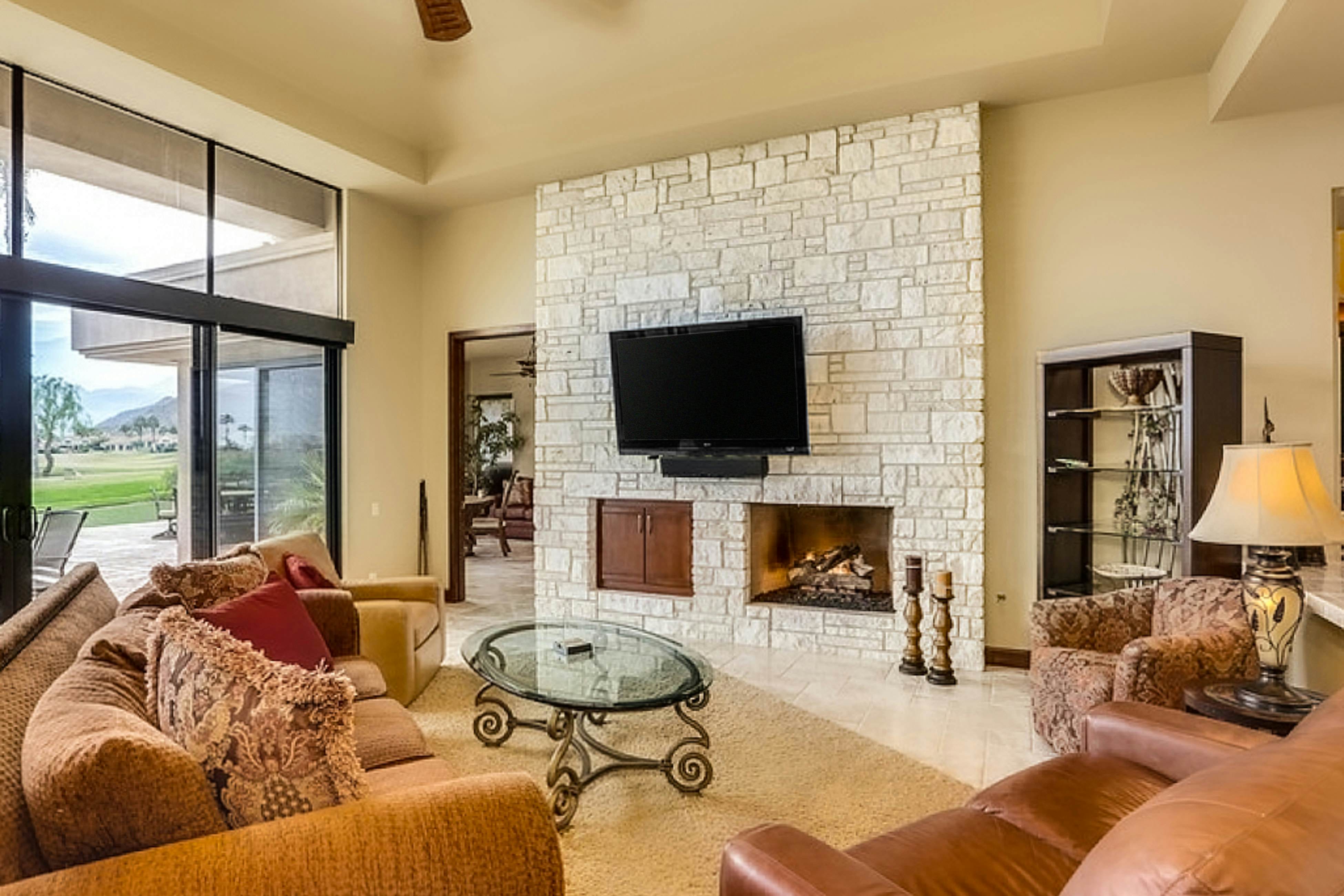 Escape to Luxury at PGA West-067092