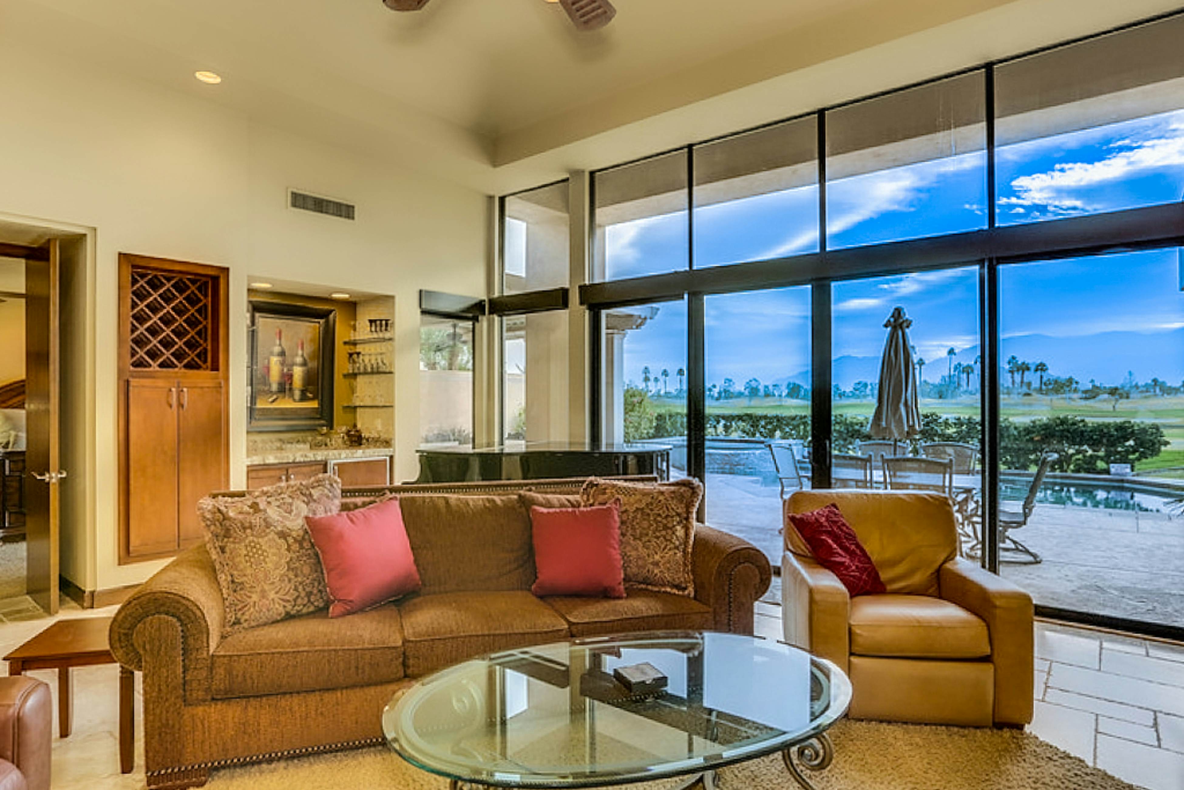 Escape to Luxury at PGA West-067092