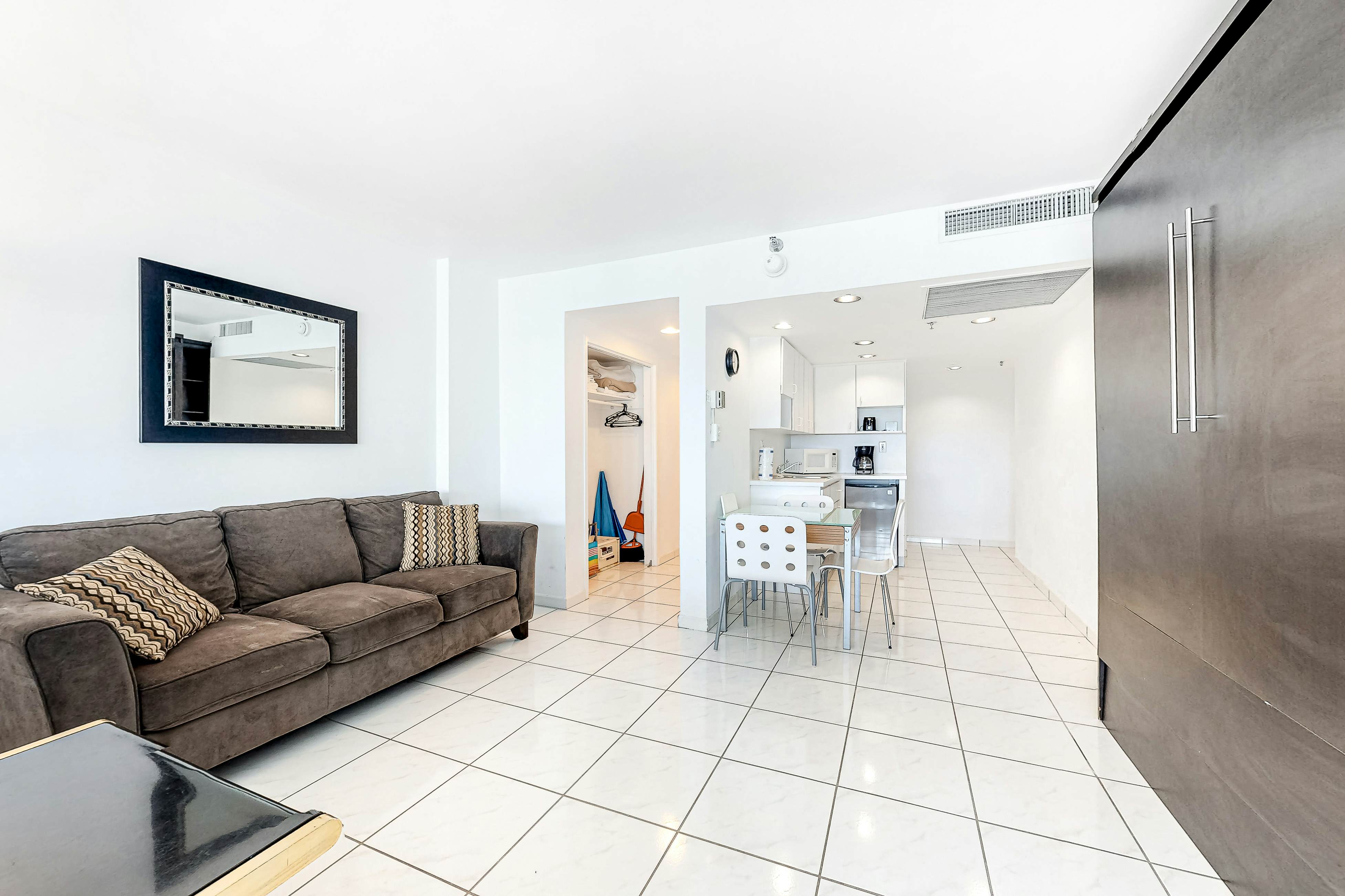 Castle Beach Serenity Condo 0 BD Miami Beach, FL Vacation Rental